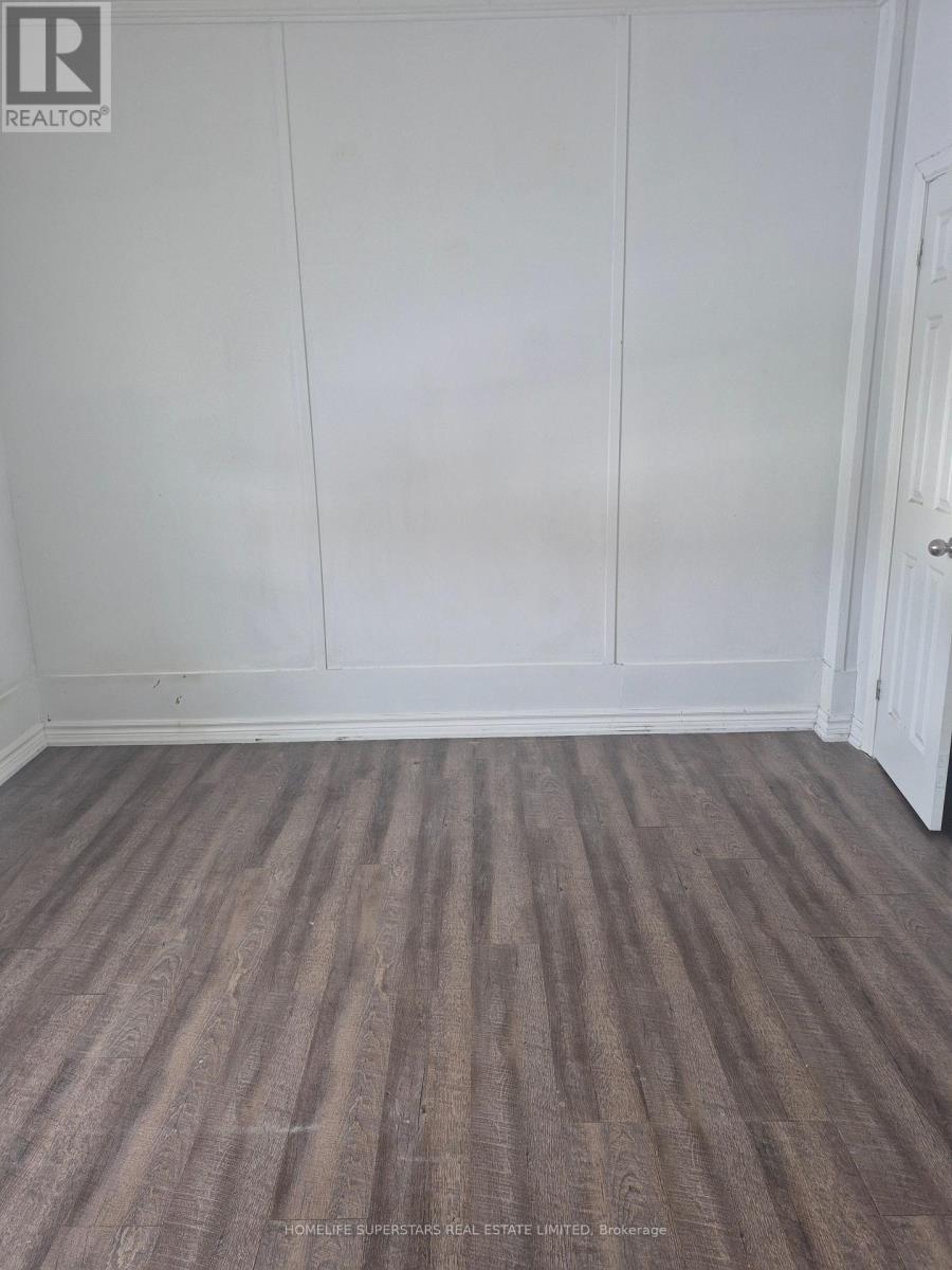 37 Main Street S, Newmarket, Ontario  L3Y 3Y3 - Photo 9 - N12608312