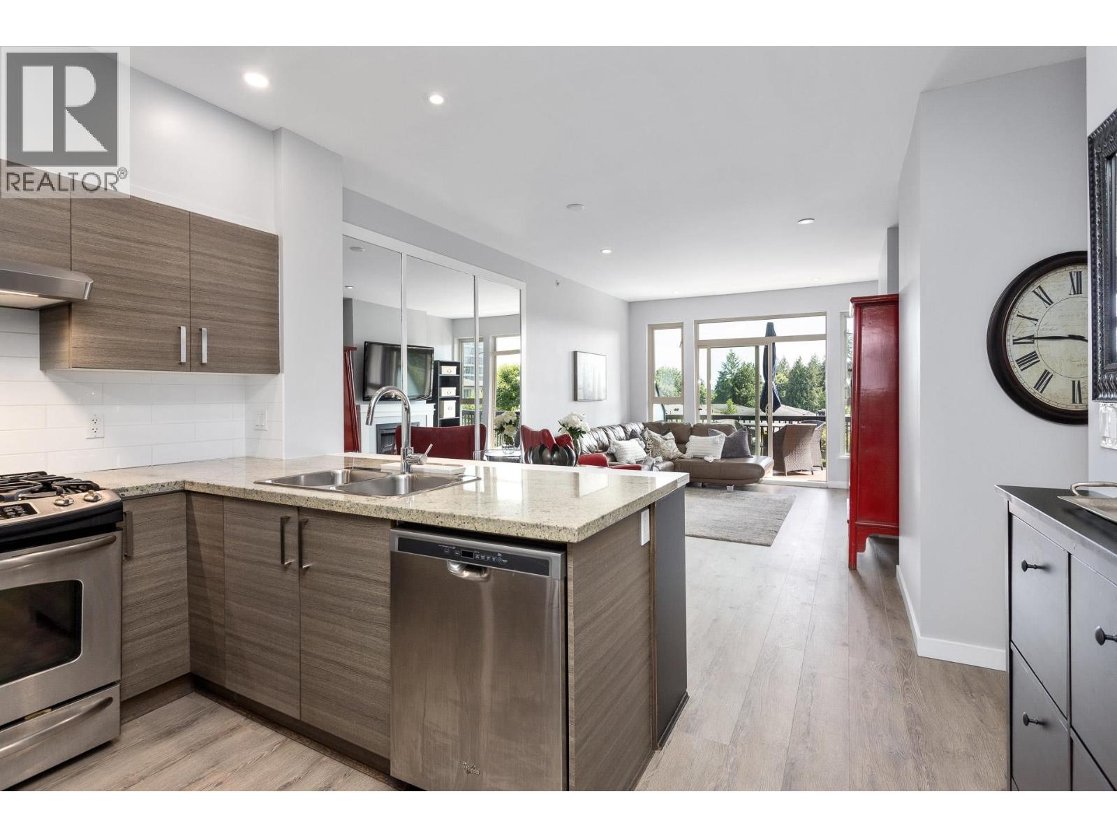 409 1153 Kensal Place, Coquitlam, British Columbia  V3B 0G8 - Photo 15 - R3052712