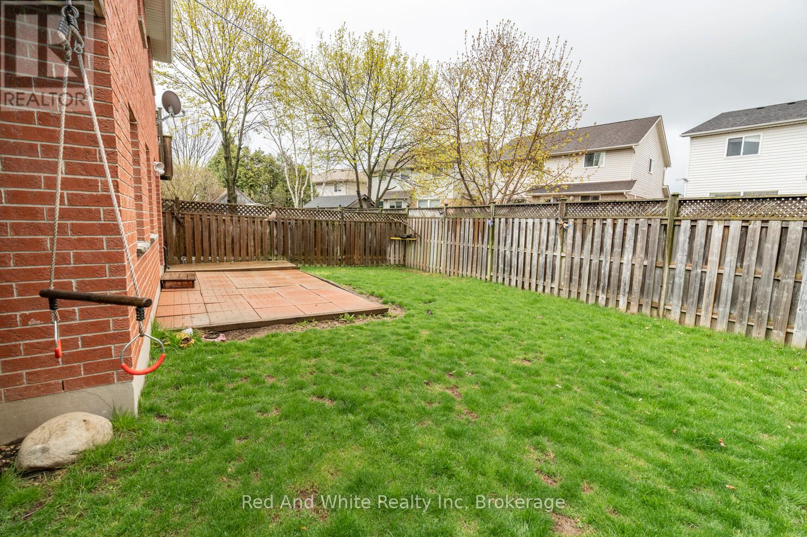 Lower - 79 Munroe Crescent, Guelph, Ontario  N1G 5E3 - Photo 7 - X12608330
