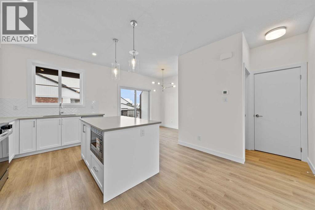 1302, 201 Cooperswood Green Sw, Airdrie, Alberta  T4B 5R2 - Photo 13 - A2269263