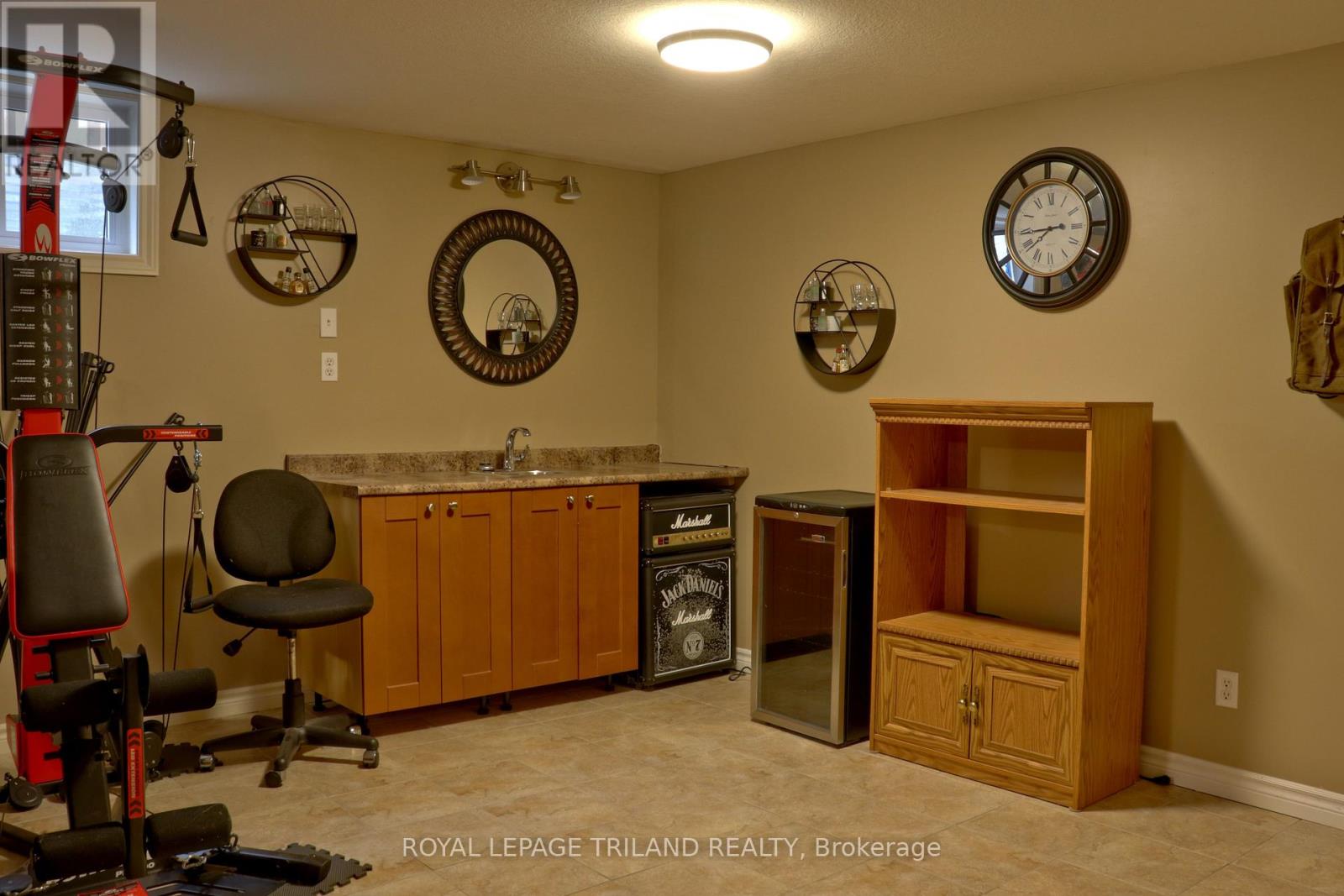 1363 Reardon Boulevard, London South, Ontario  N6M 1B4 - Photo 19 - X12608342