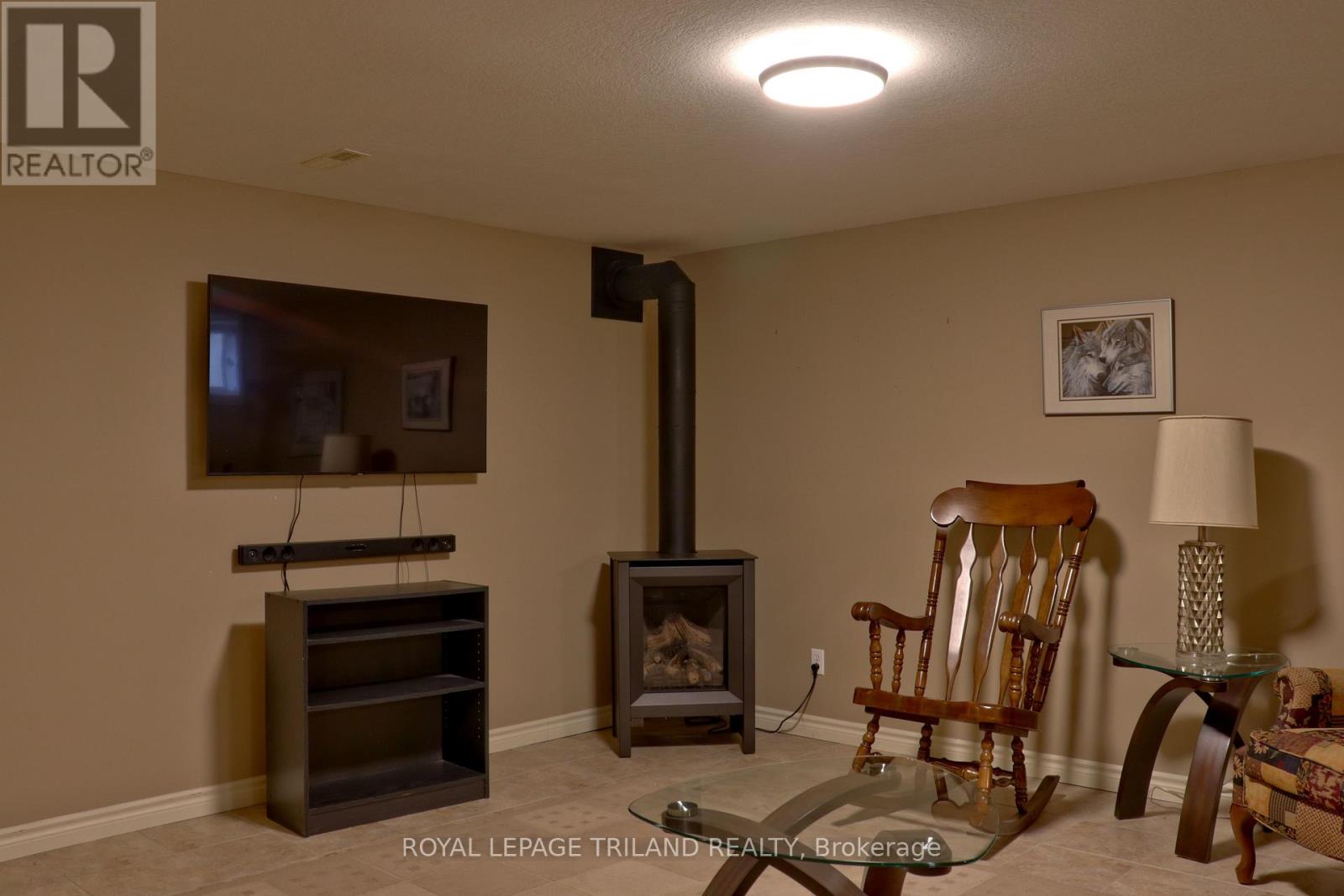 1363 Reardon Boulevard, London South, Ontario  N6M 1B4 - Photo 20 - X12608342