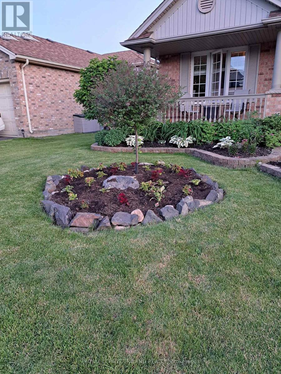 1363 Reardon Boulevard, London South, Ontario  N6M 1B4 - Photo 25 - X12608342