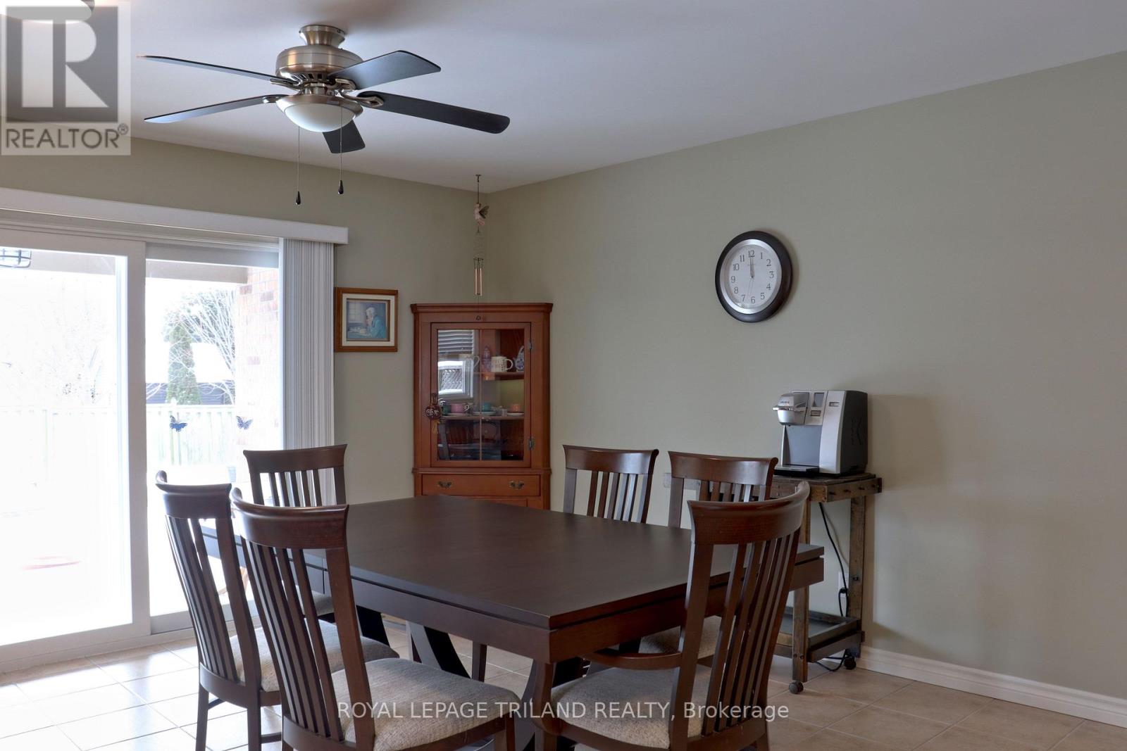 1363 Reardon Boulevard, London South, Ontario  N6M 1B4 - Photo 4 - X12608342