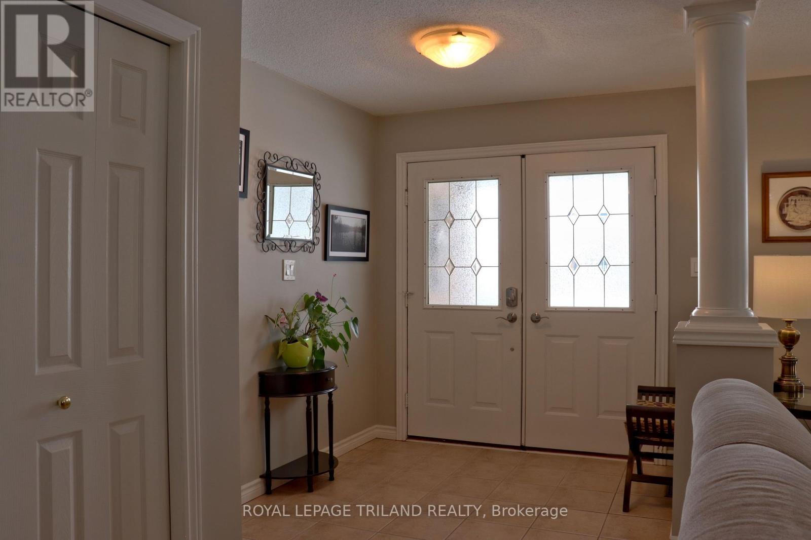 1363 Reardon Boulevard, London South, Ontario  N6M 1B4 - Photo 9 - X12608342