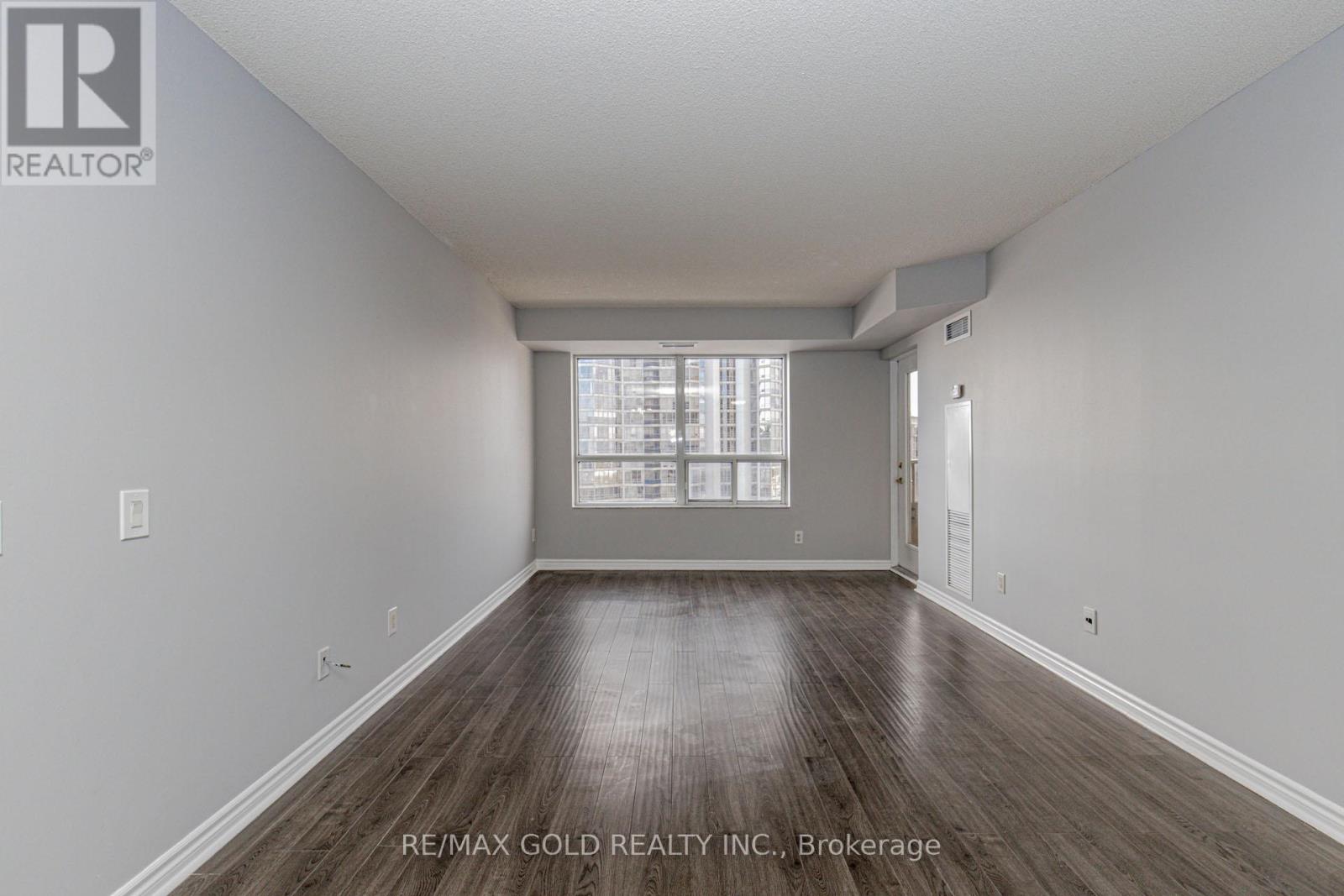 2119 - 25 Kingsbridge Garden, Mississauga, Ontario L5R 4B1 - Photo 17 - W12430332