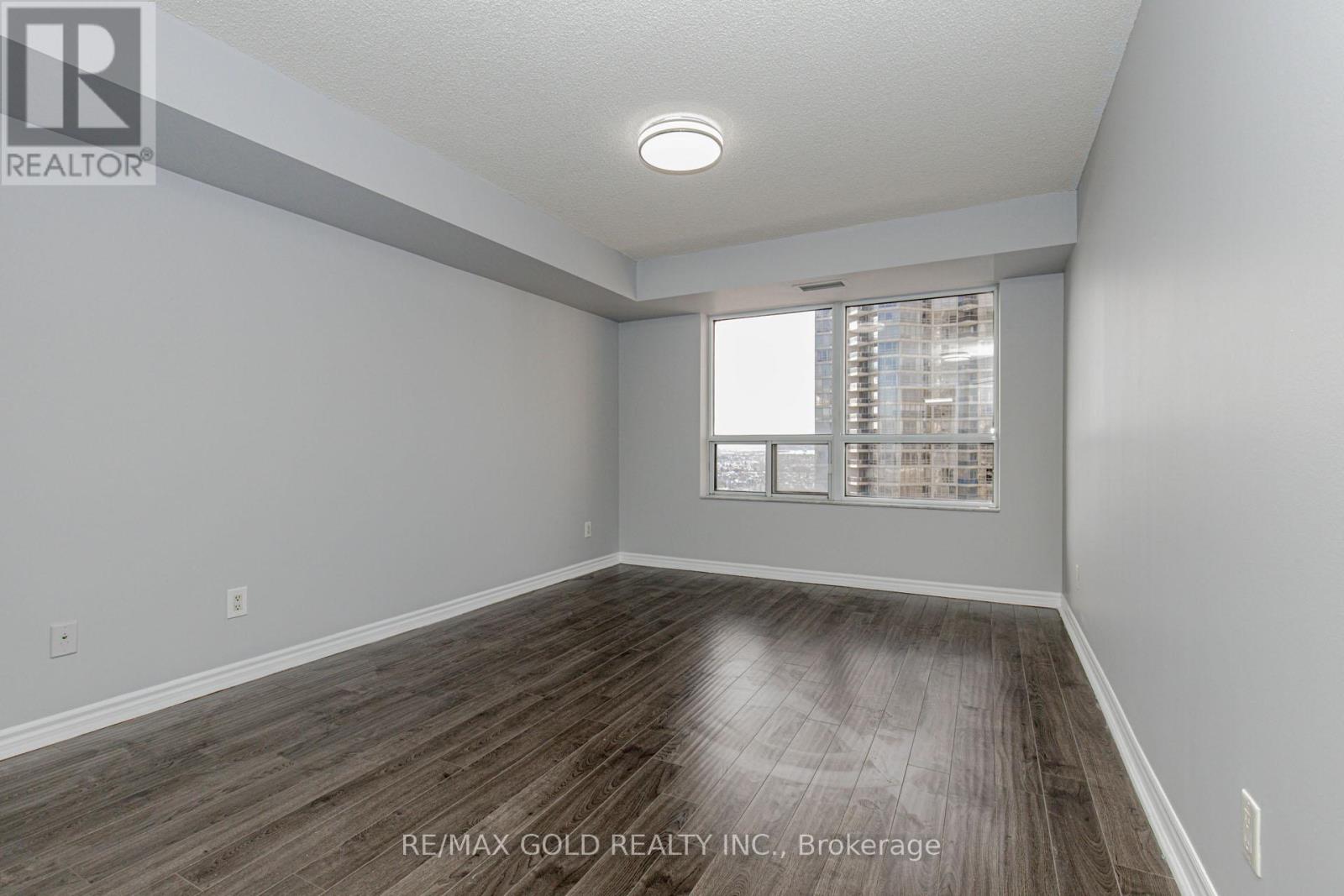 2119 - 25 Kingsbridge Garden, Mississauga, Ontario L5R 4B1 - Photo 27 - W12430332