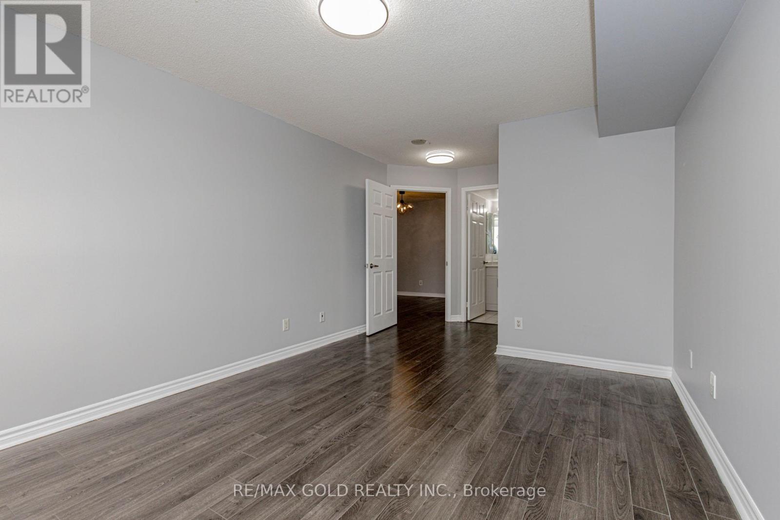 2119 - 25 Kingsbridge Garden, Mississauga, Ontario L5R 4B1 - Photo 29 - W12430332