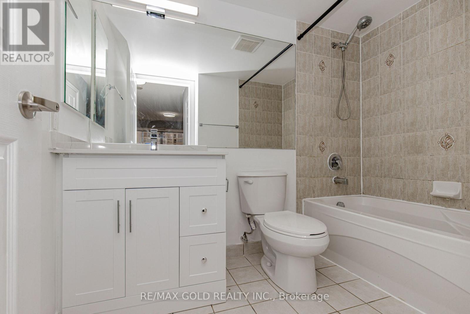 2119 - 25 Kingsbridge Garden, Mississauga, Ontario L5R 4B1 - Photo 33 - W12430332