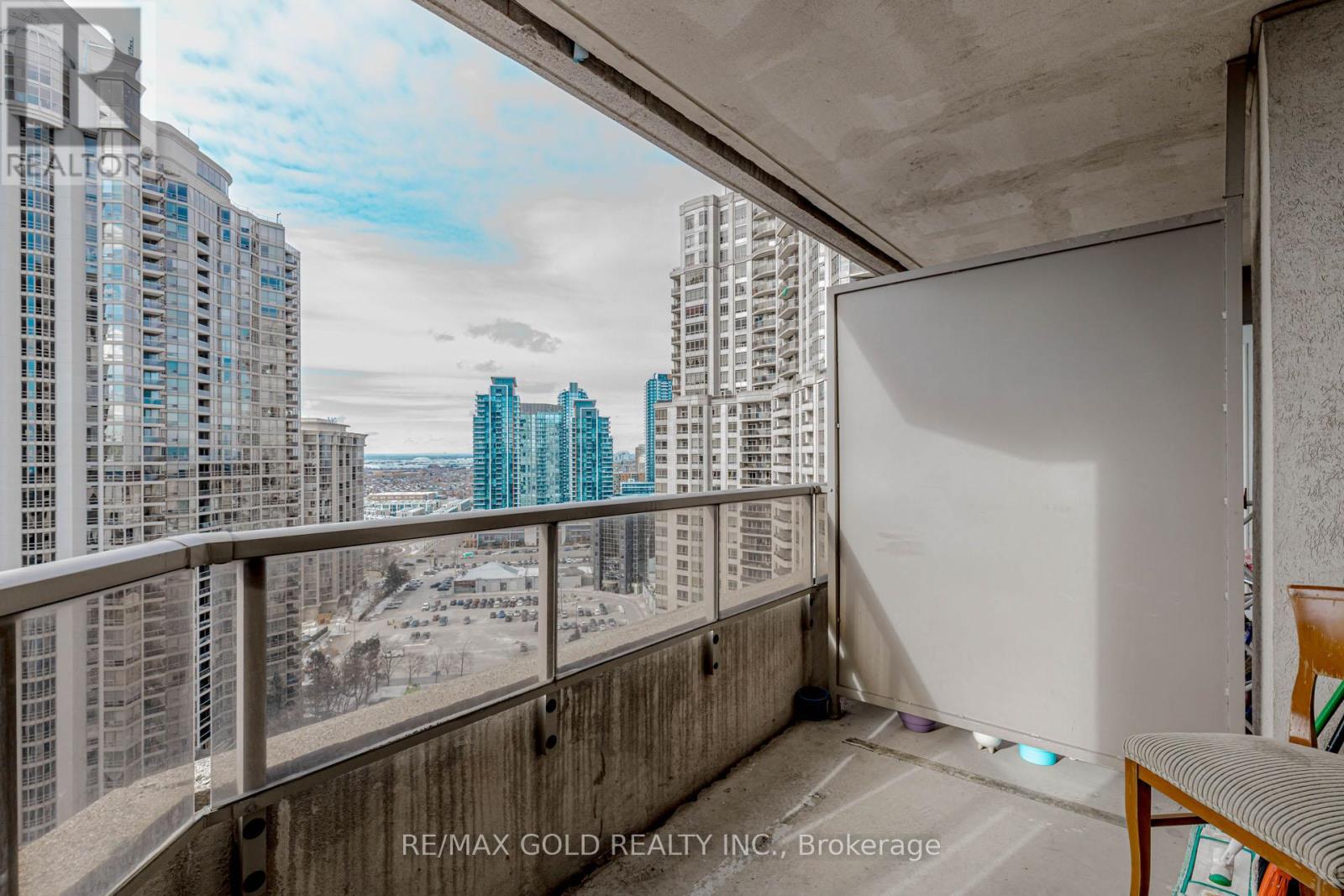 2119 - 25 Kingsbridge Garden, Mississauga, Ontario L5R 4B1 - Photo 46 - W12430332