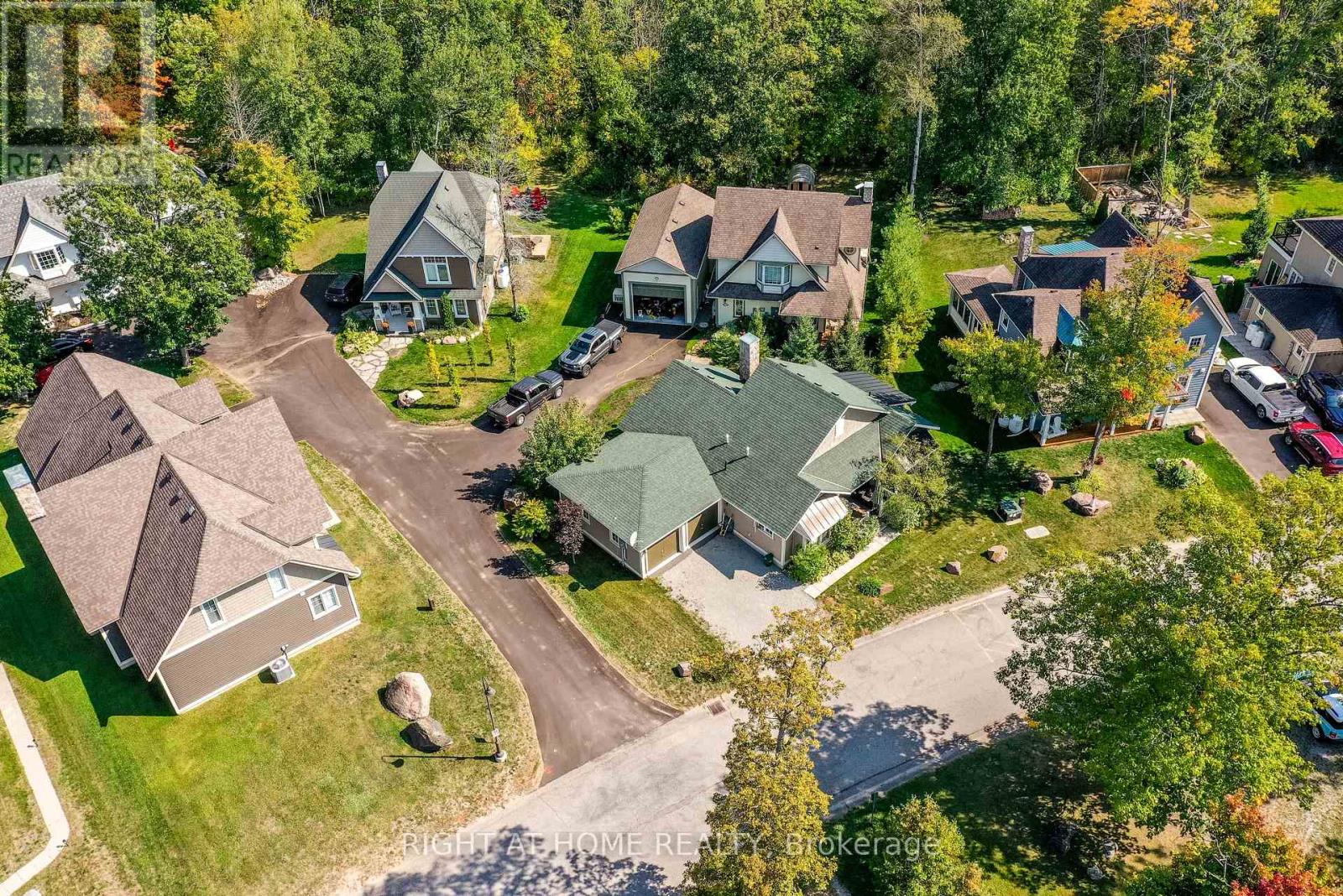 45 Marina Village Drive, Georgian Bay, Ontario L0K 1S0 - Photo 36 - X12417070