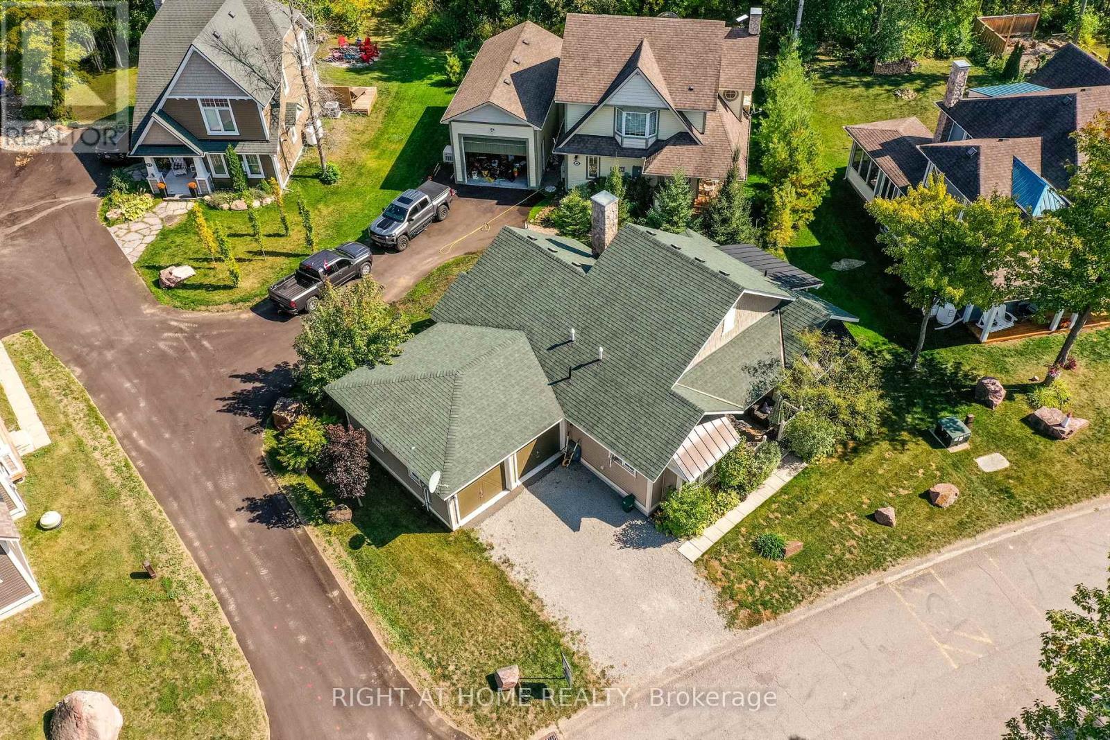 45 Marina Village Drive, Georgian Bay, Ontario L0K 1S0 - Photo 37 - X12417070