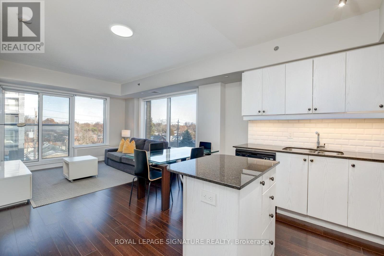 413 - 701 Sheppard Avenue W, Toronto, Ontario  M3H 0B2 - Photo 2 - C12608326