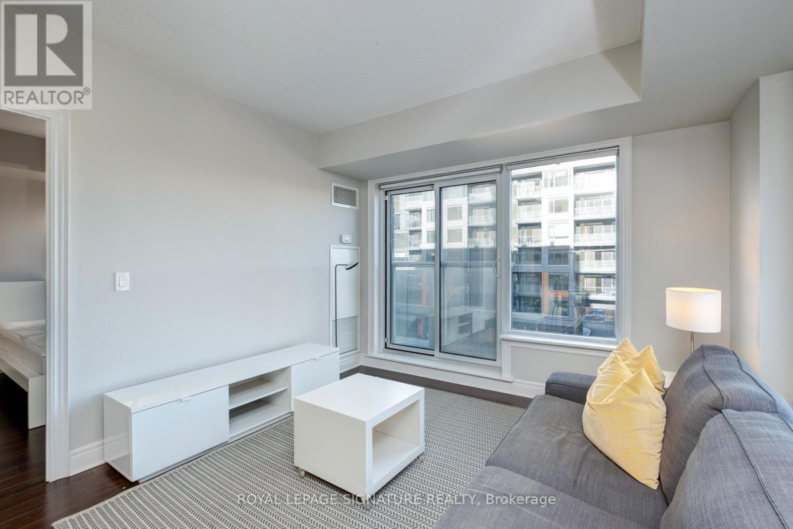 413 - 701 Sheppard Avenue W, Toronto, Ontario  M3H 0B2 - Photo 9 - C12608326