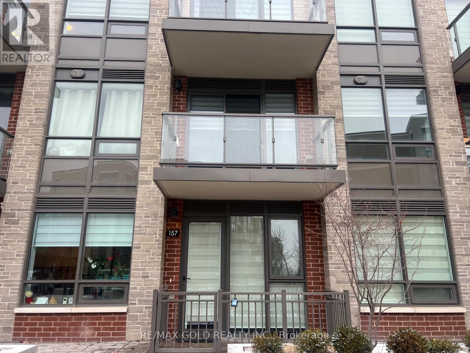 157 - 65 Attmar Drive, Brampton, Ontario L6P 2Z4 - Photo 2 - W12608040