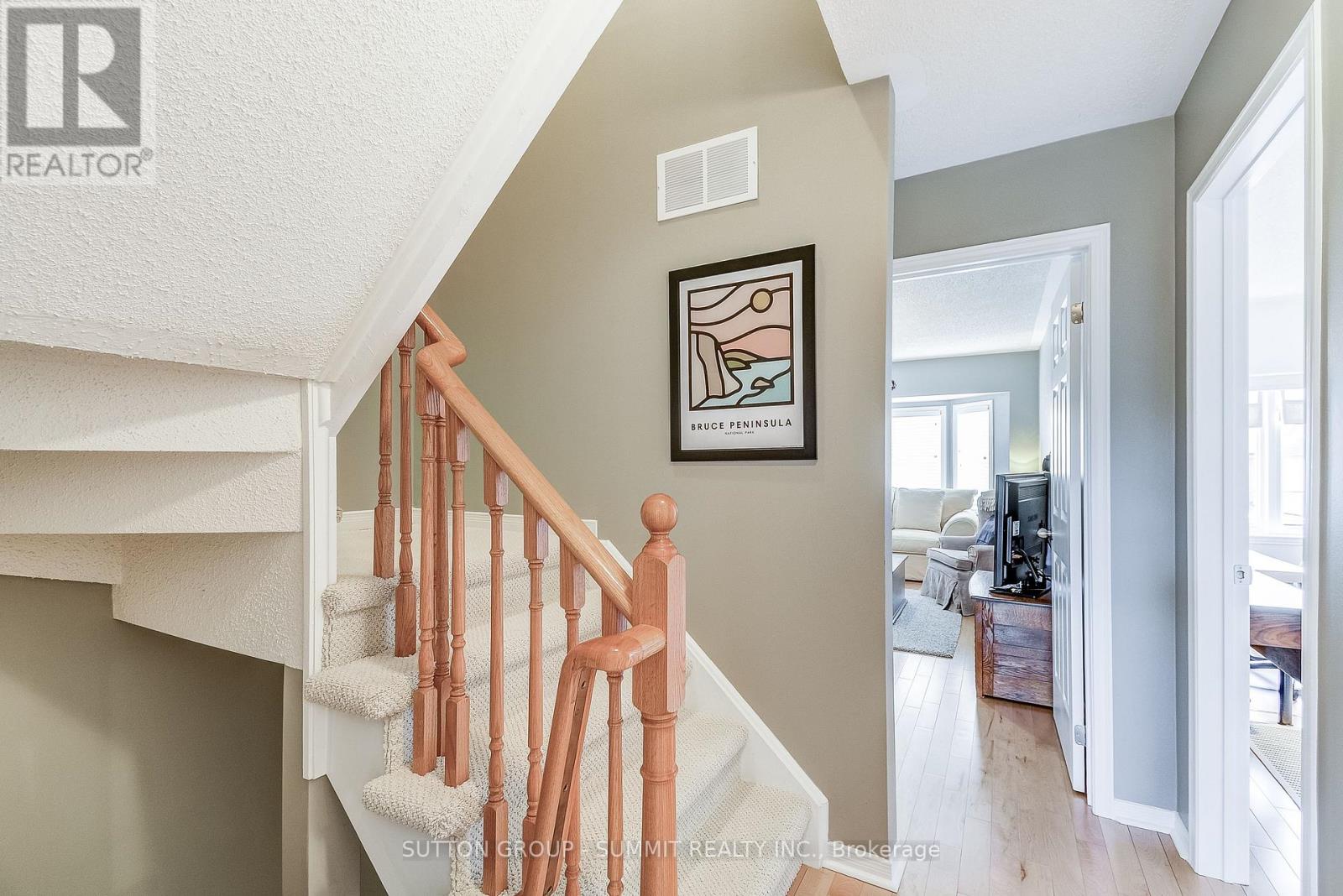 10 - 1425 Abbeywood Drive, Oakville, Ontario L6M 3R3 - Photo 24 - W12608352