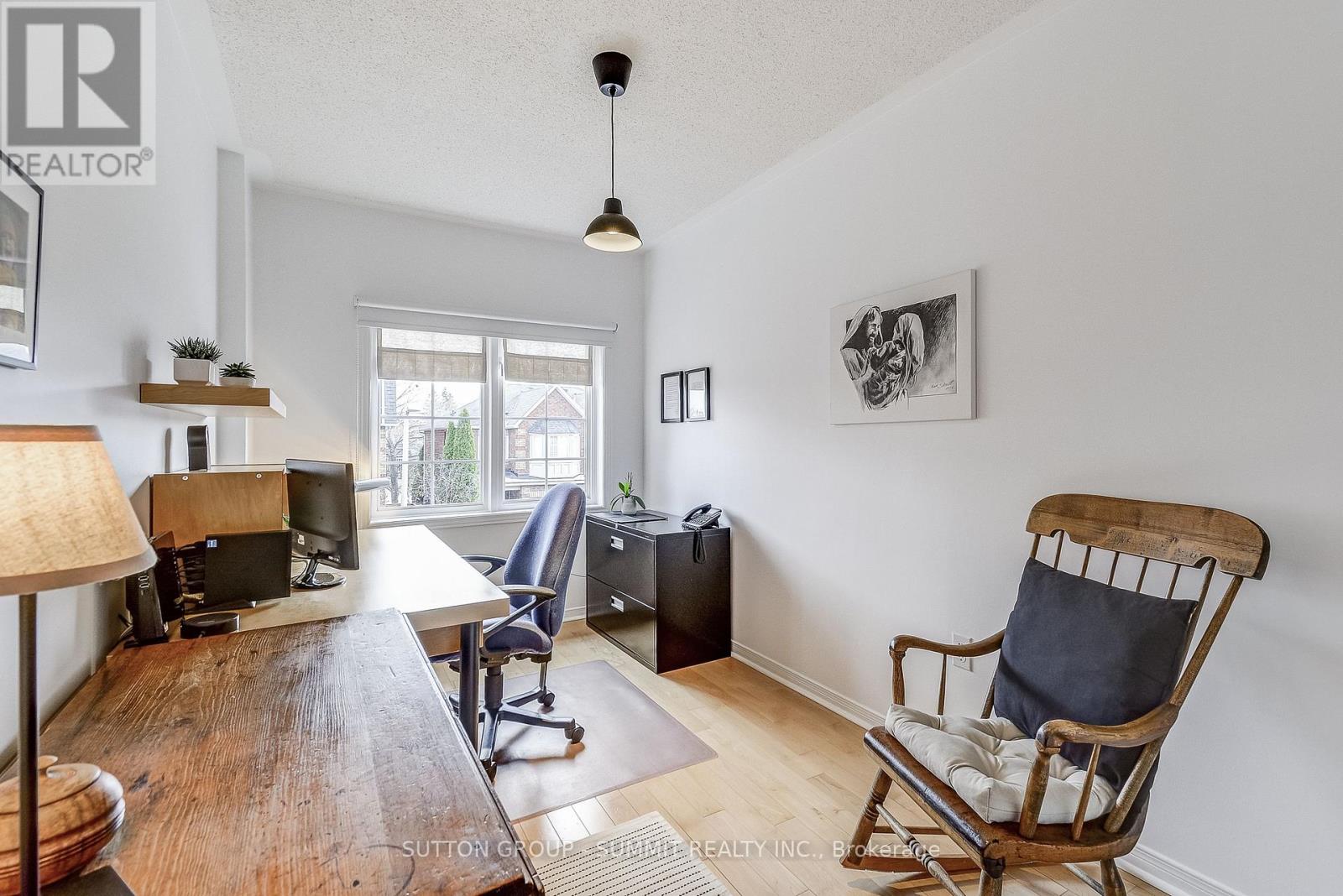 10 - 1425 Abbeywood Drive, Oakville, Ontario L6M 3R3 - Photo 27 - W12608352