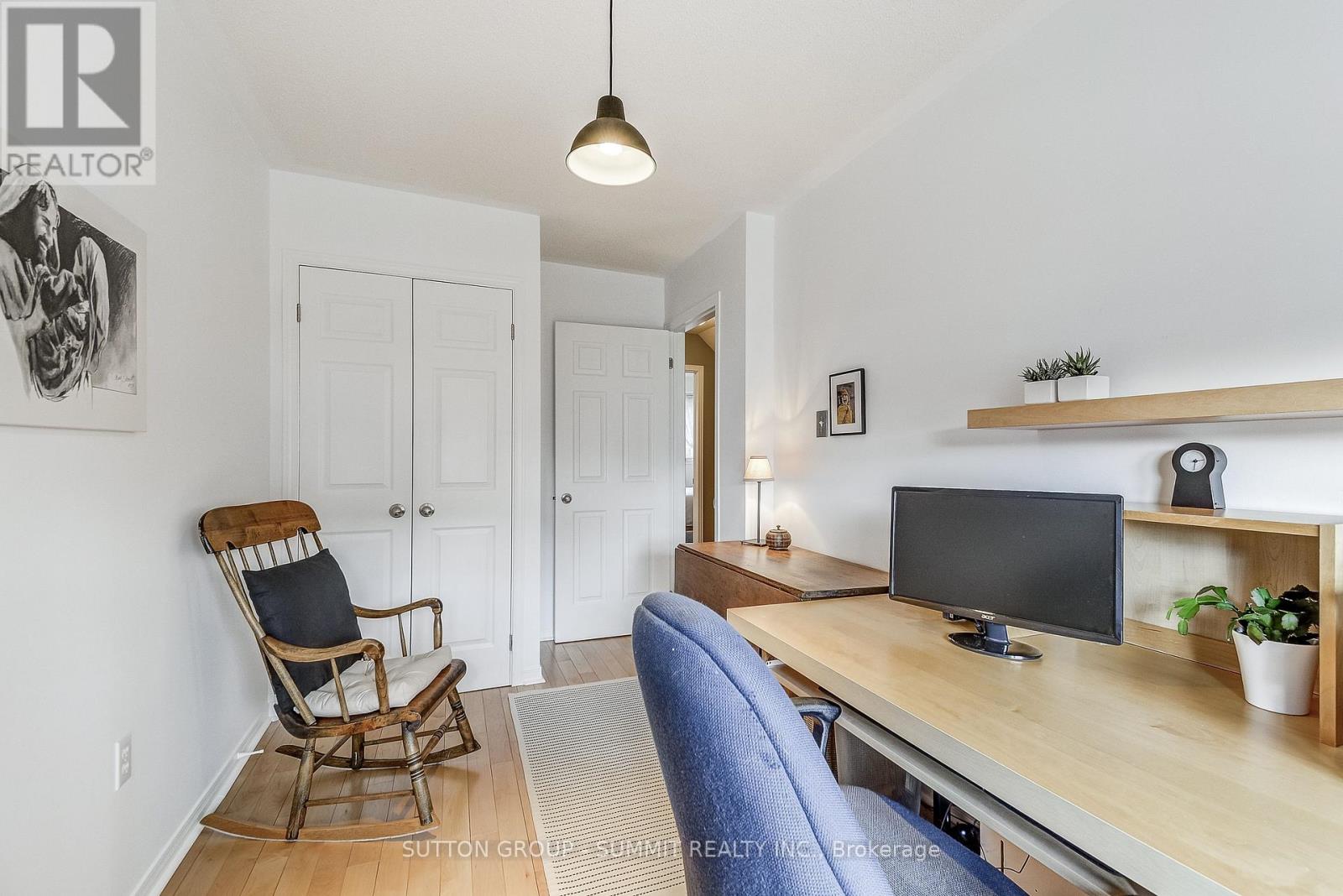 10 - 1425 Abbeywood Drive, Oakville, Ontario L6M 3R3 - Photo 28 - W12608352