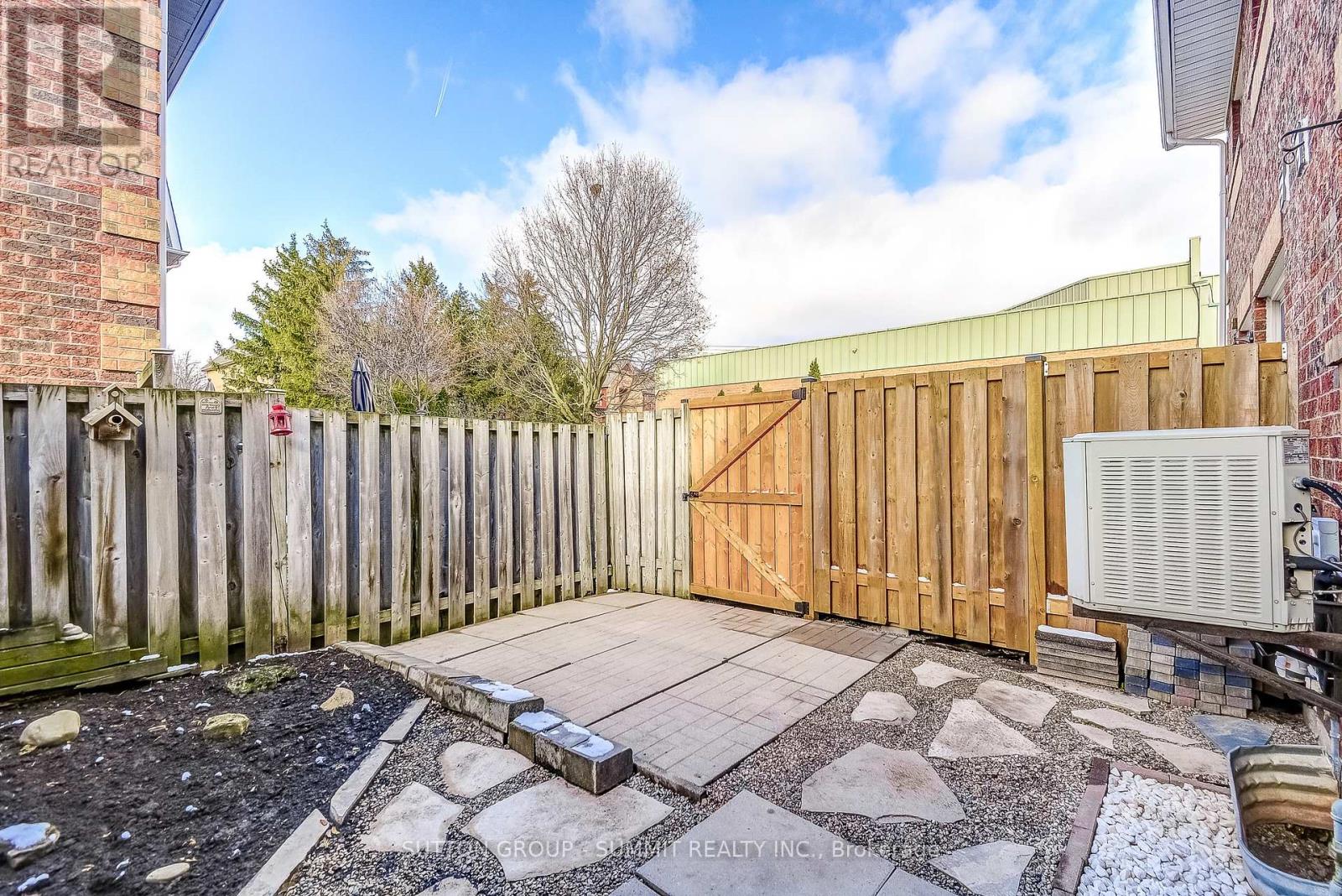 10 - 1425 Abbeywood Drive, Oakville, Ontario L6M 3R3 - Photo 38 - W12608352