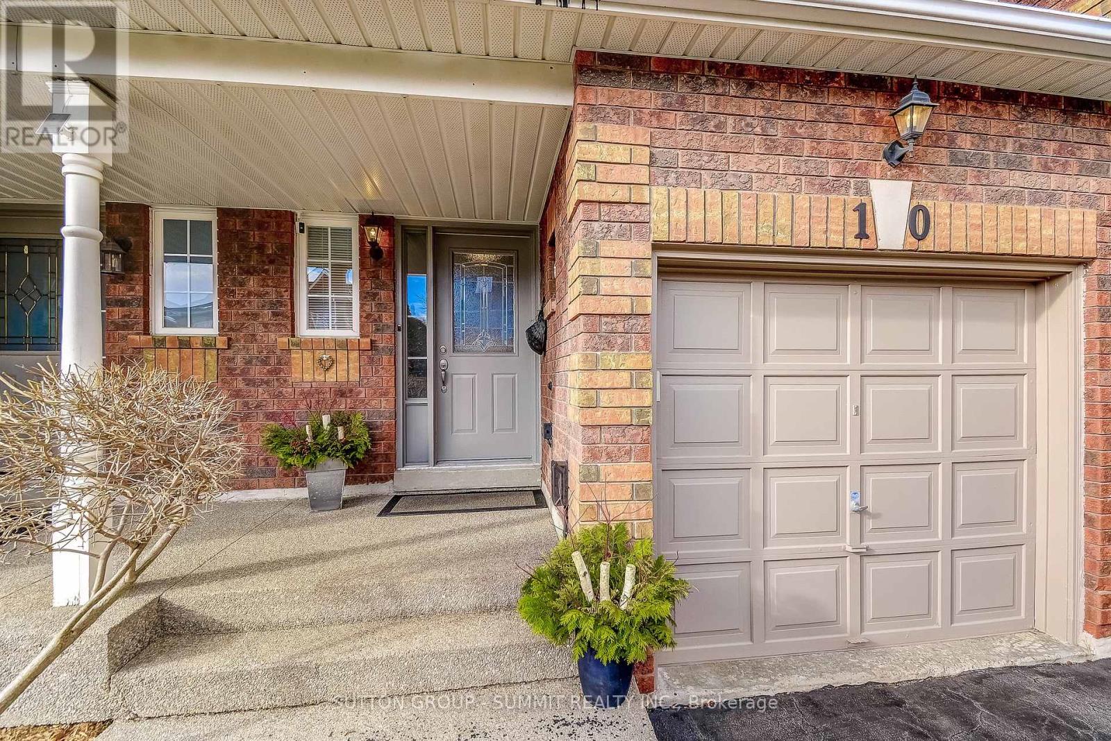 10 - 1425 Abbeywood Drive, Oakville, Ontario L6M 3R3 - Photo 6 - W12608352