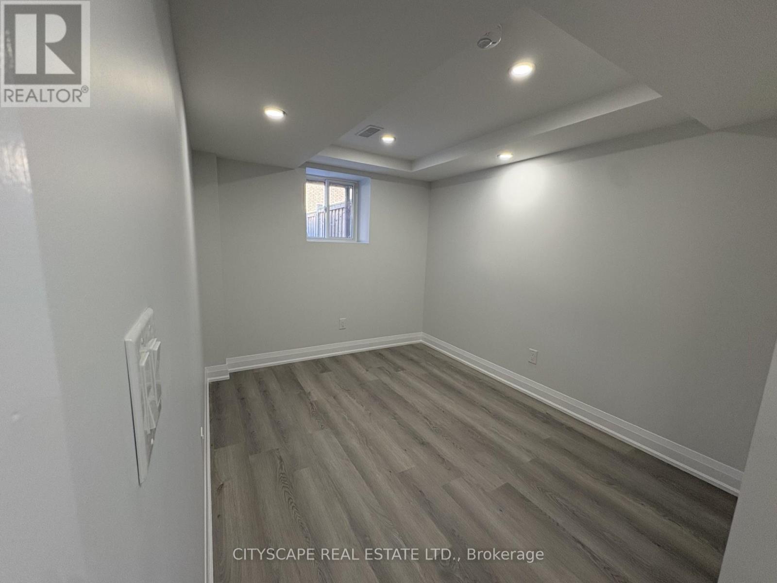 Basement - 5517 Meadowcrest Avenue, Mississauga, Ontario  L5M 0N1 - Photo 11 - W12608354