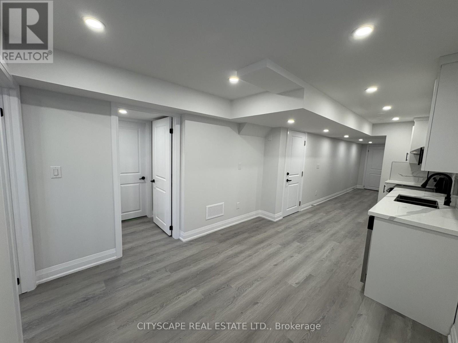 Basement - 5517 Meadowcrest Avenue, Mississauga, Ontario  L5M 0N1 - Photo 14 - W12608354