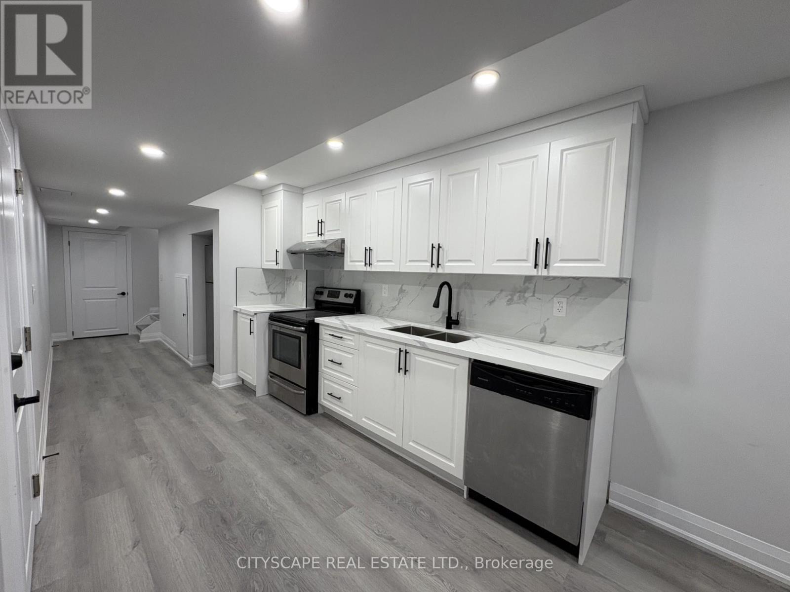 Basement - 5517 Meadowcrest Avenue, Mississauga, Ontario  L5M 0N1 - Photo 15 - W12608354