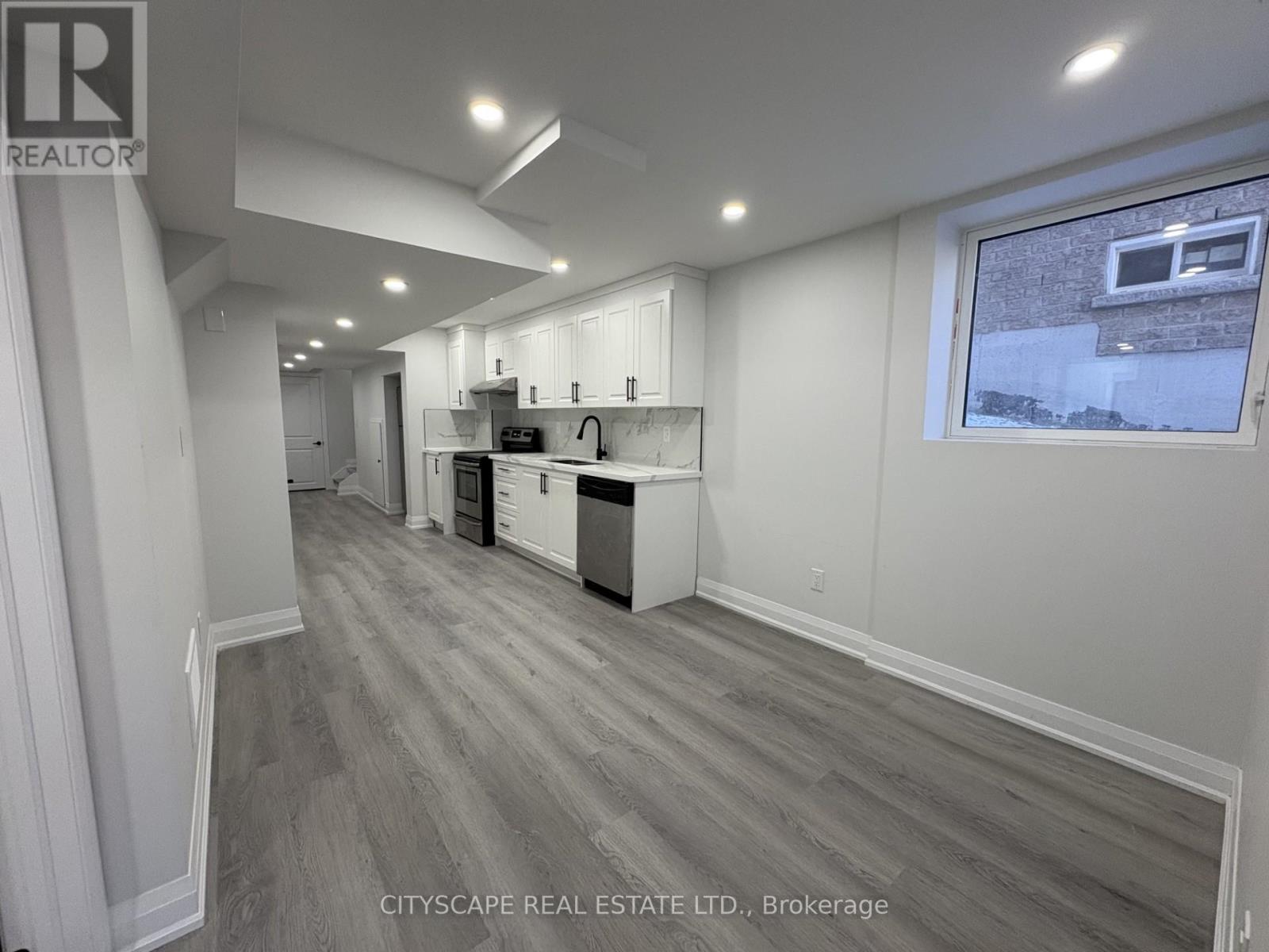 Basement - 5517 Meadowcrest Avenue, Mississauga, Ontario  L5M 0N1 - Photo 9 - W12608354