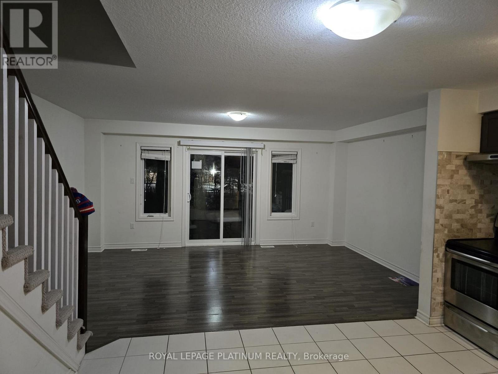 21 Arlington Crescent, Guelph, Ontario  N1L 0K9 - Photo 2 - X12608348