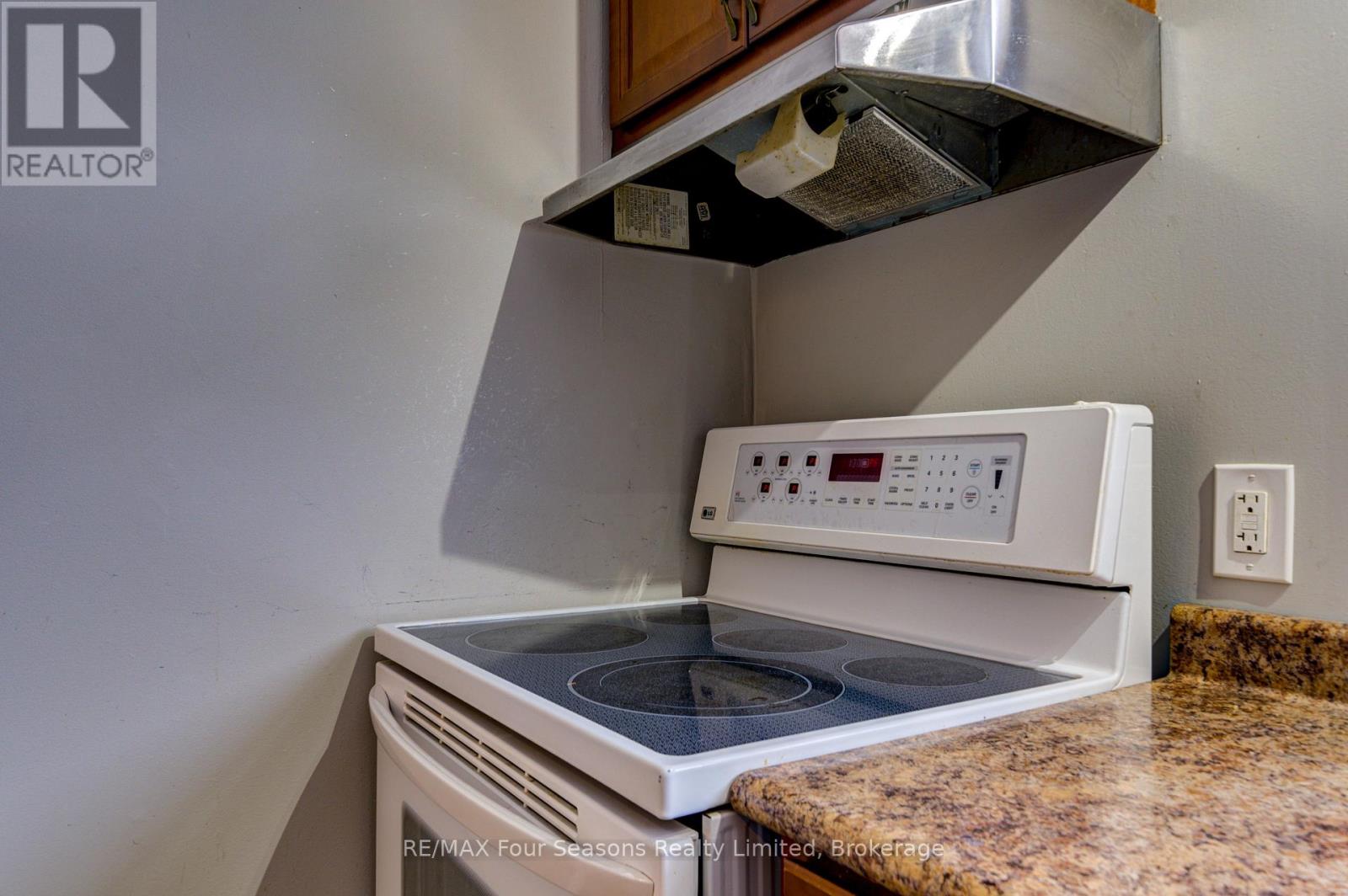 7531 County Road 91, Clearview, Ontario  L0M 1S0 - Photo 15 - S12608378