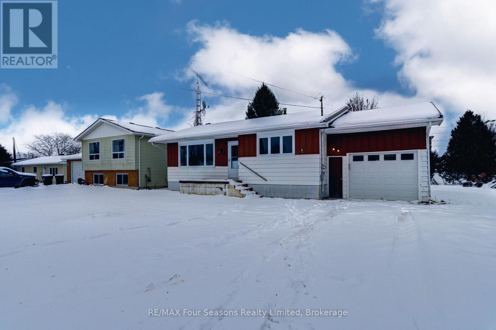 7531 County Road 91, Clearview, Ontario  L0M 1S0 - Photo 2 - S12608378