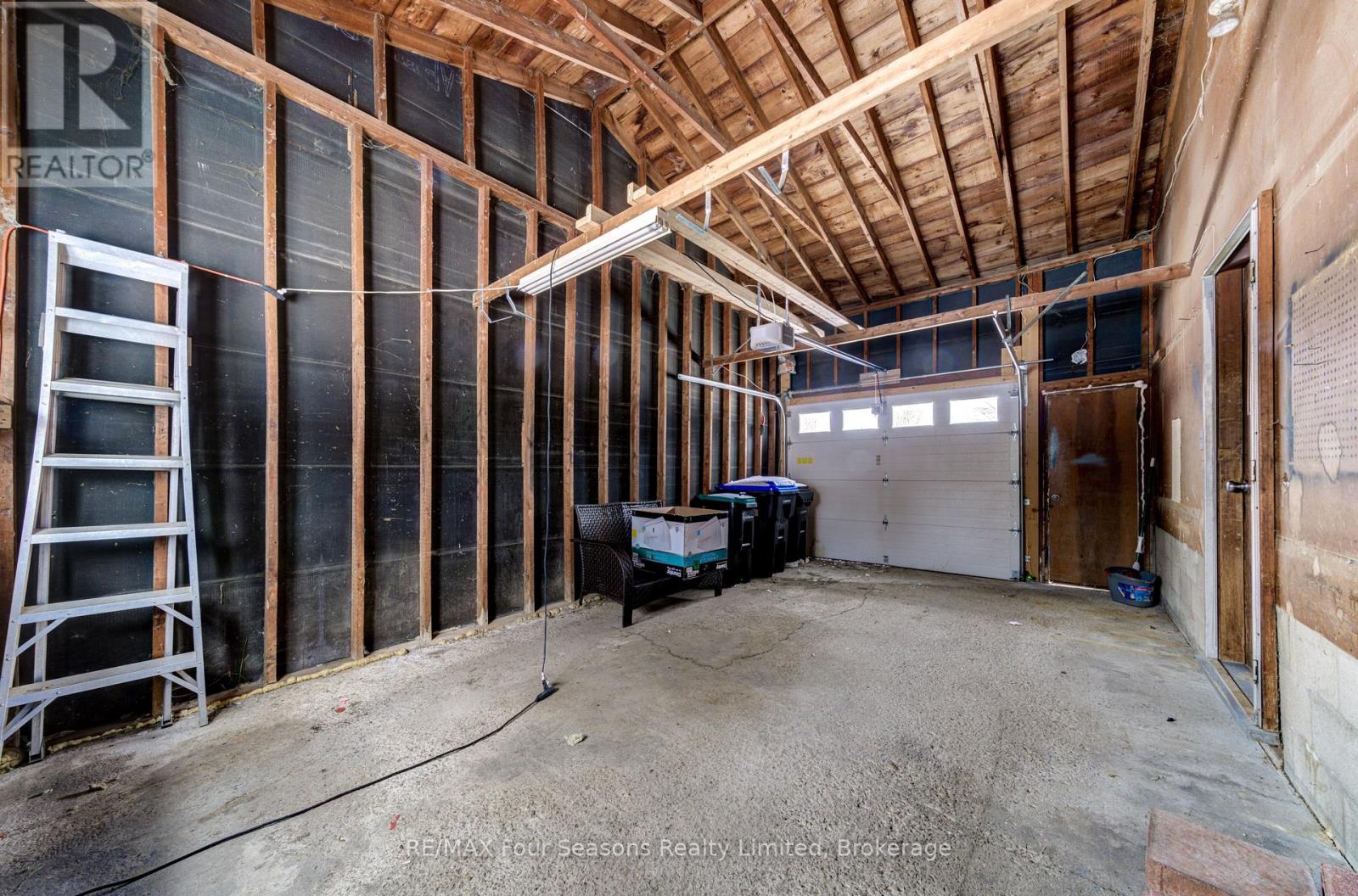 7531 County Road 91, Clearview, Ontario  L0M 1S0 - Photo 26 - S12608378