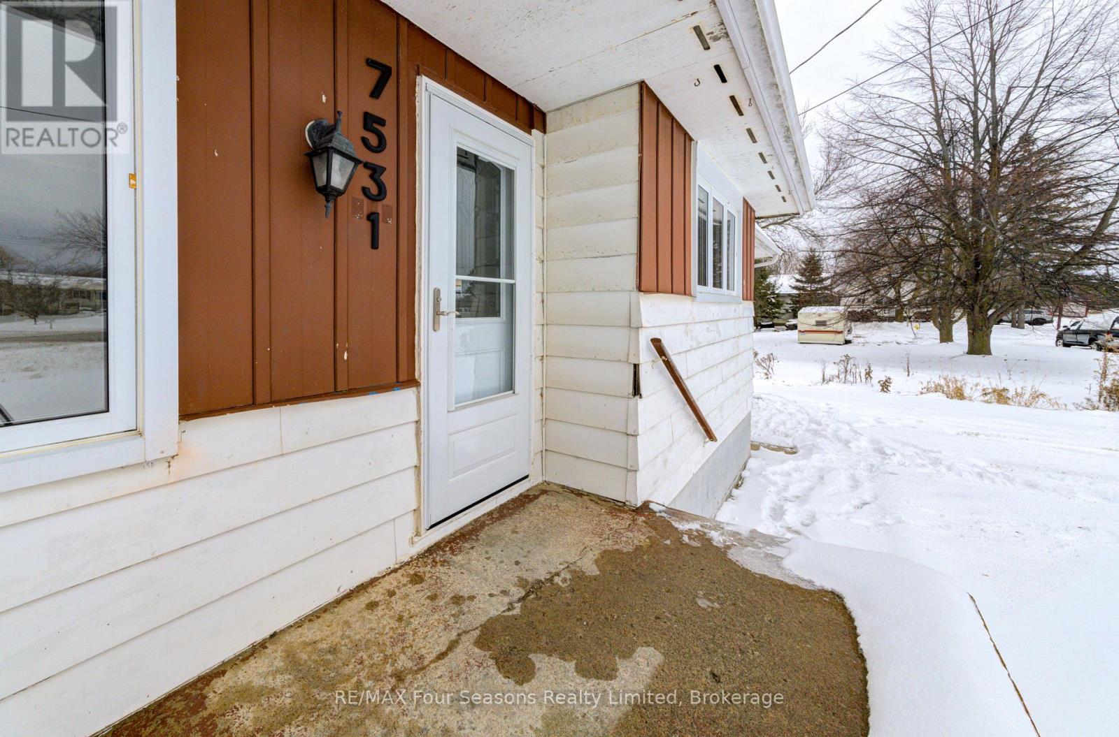 7531 County Road 91, Clearview, Ontario  L0M 1S0 - Photo 4 - S12608378