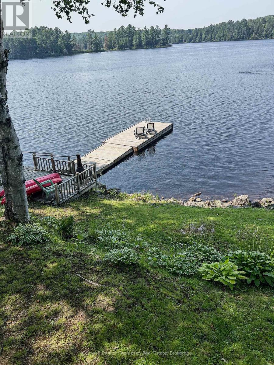 26 Spruce Lane, Magnetawan, Ontario P0A 1C0 - Photo 1 - X12608370