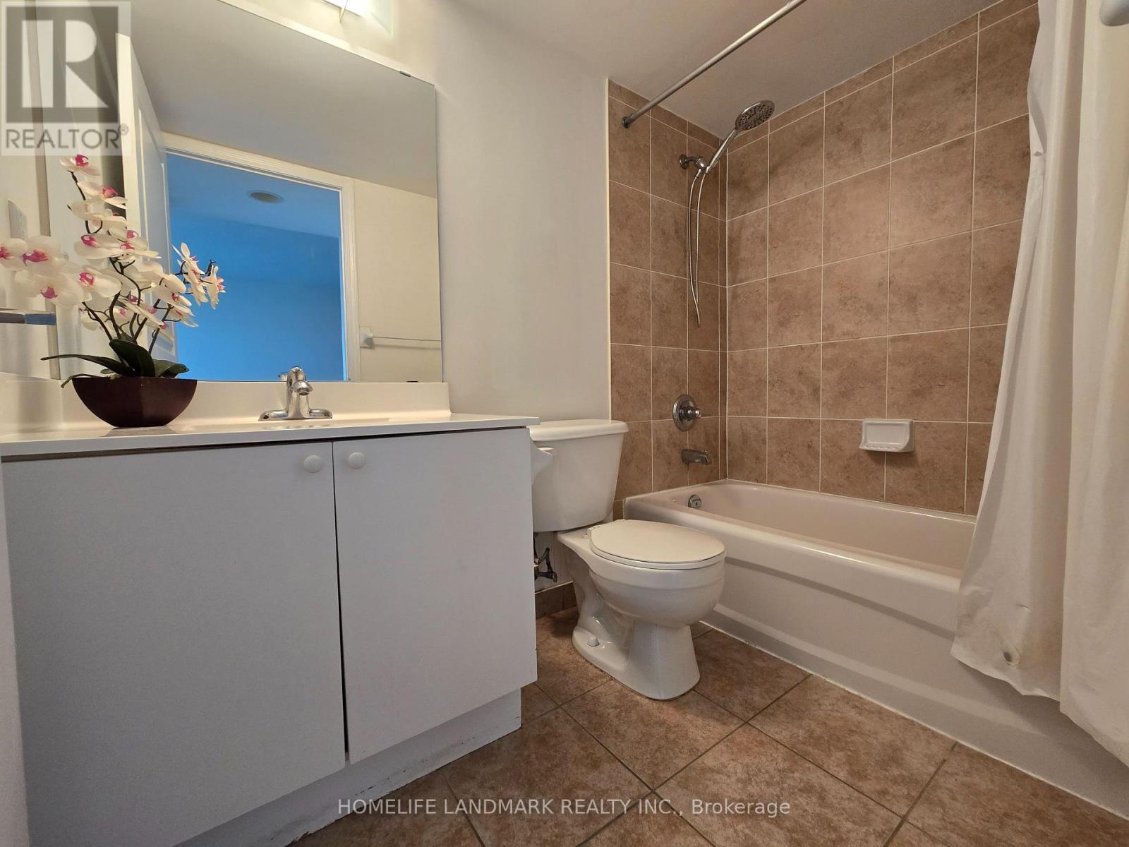 301 - 55 South Town Centre Boulevard, Markham, Ontario  L6G 0B1 - Photo 17 - N12608362