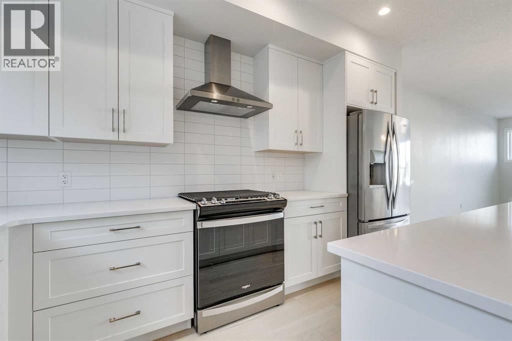 819 Shawnee Terrace Sw, Calgary, Alberta  T2Y 0T4 - Photo 10 - A2255503