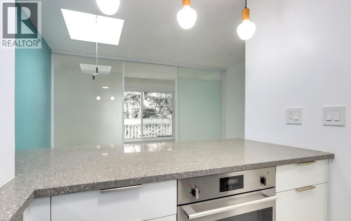 303 1545 E 2nd Avenue, Vancouver, British Columbia V5N 1C8 - Photo 4 - R3059098