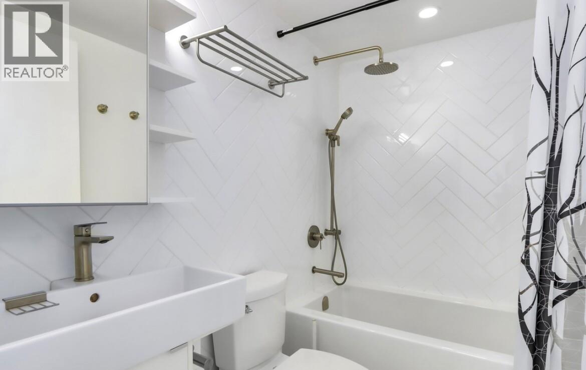 303 1545 E 2nd Avenue, Vancouver, British Columbia V5N 1C8 - Photo 16 - R3059098