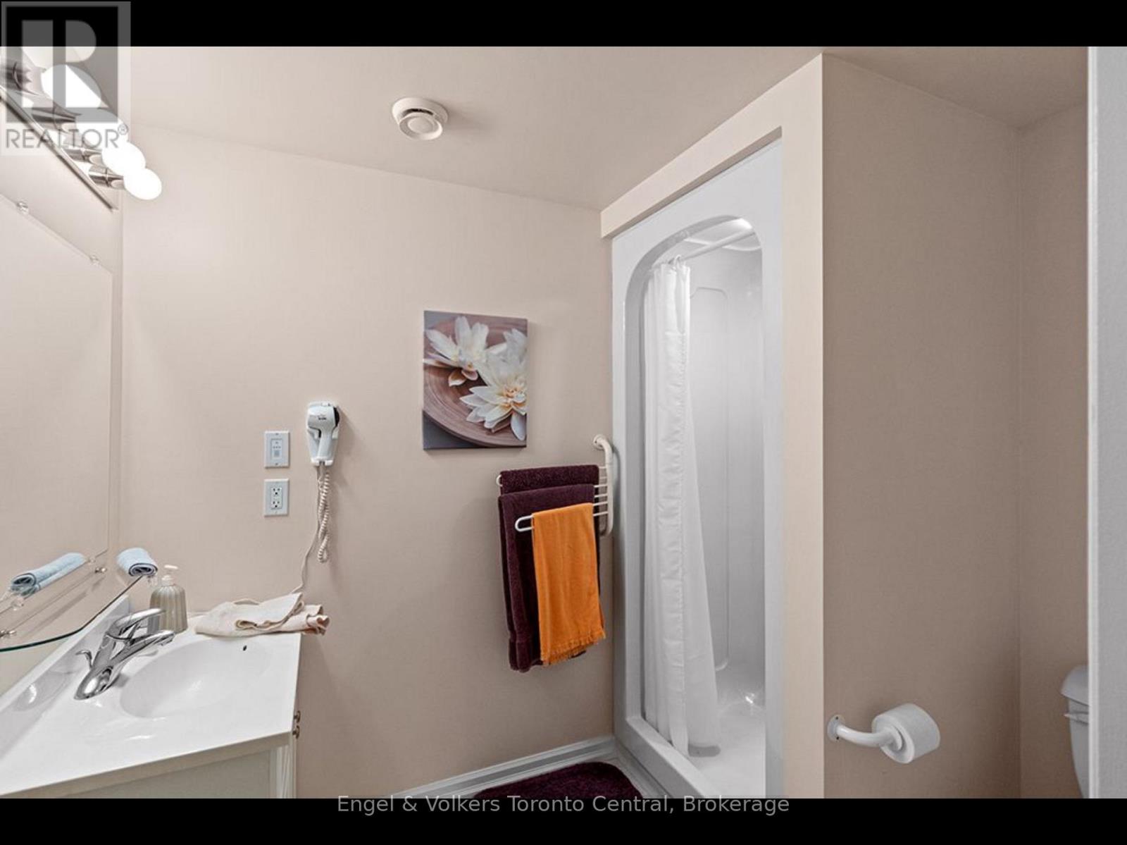 110 Aberdeen Court, Blue Mountains, Ontario  N0H 1J0 - Photo 25 - X12608394