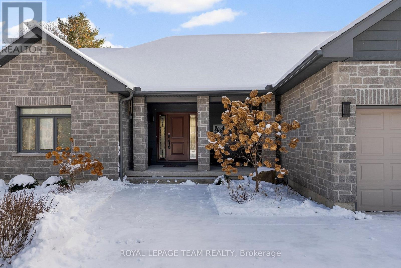 2803 Centennial Lake Road, Greater Madawaska, Ontario  K0J 1H0 - Photo 4 - X12608420