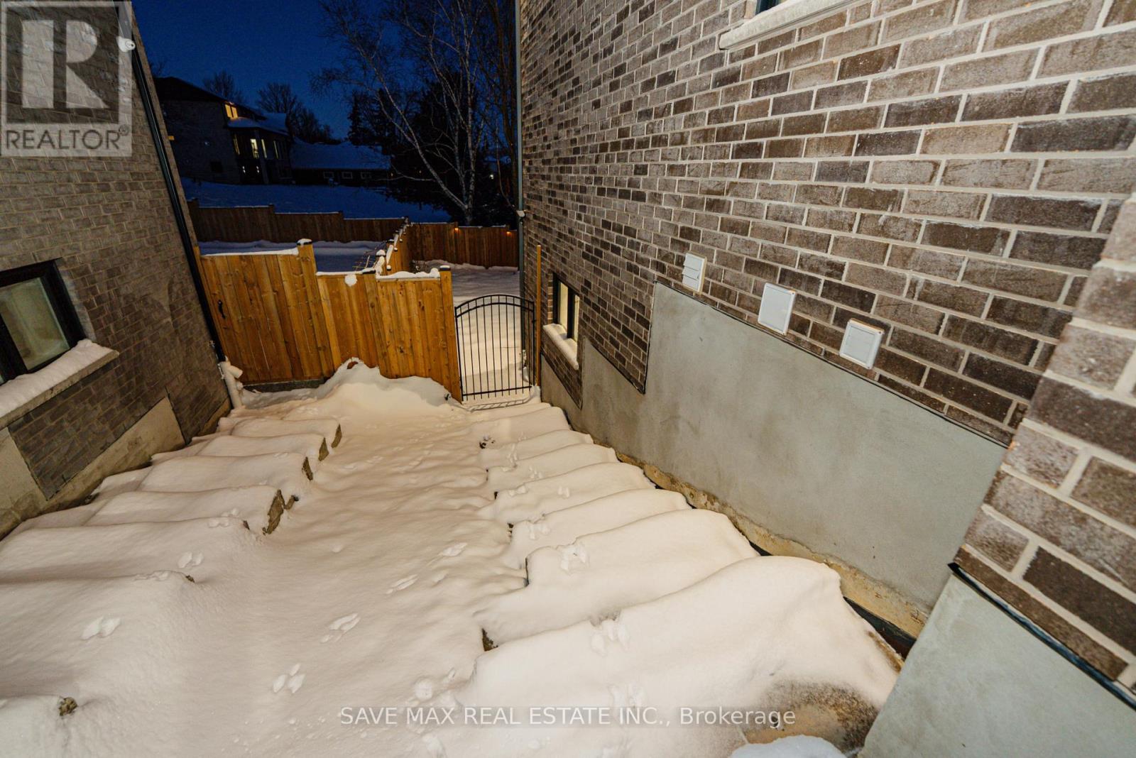 26 Falconridge Drive, Kitchener, Ontario  N2K 0G1 - Photo 47 - X12517922