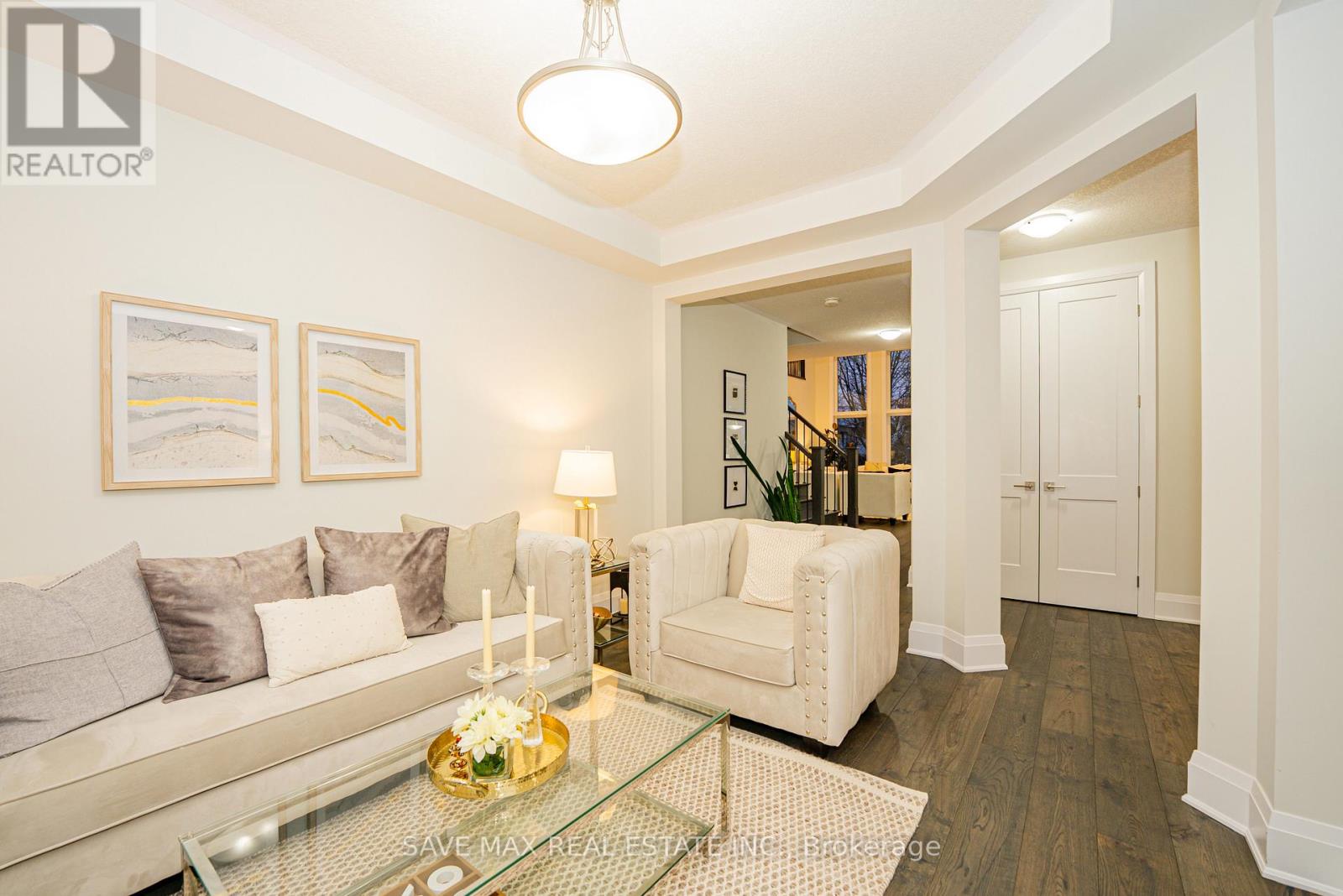 26 Falconridge Drive, Kitchener, Ontario  N2K 0G1 - Photo 8 - X12517922