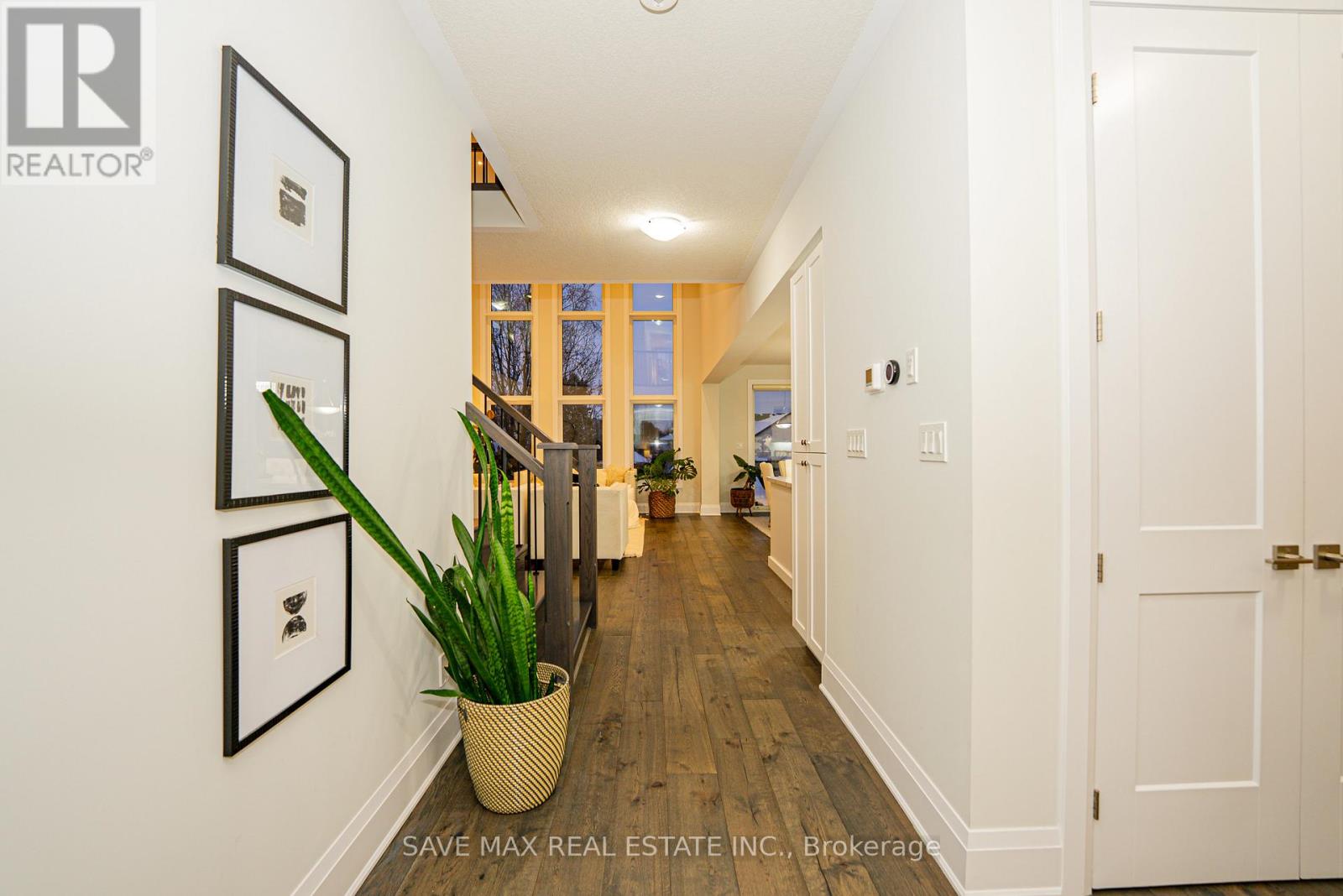 26 Falconridge Drive, Kitchener, Ontario  N2K 0G1 - Photo 9 - X12517922