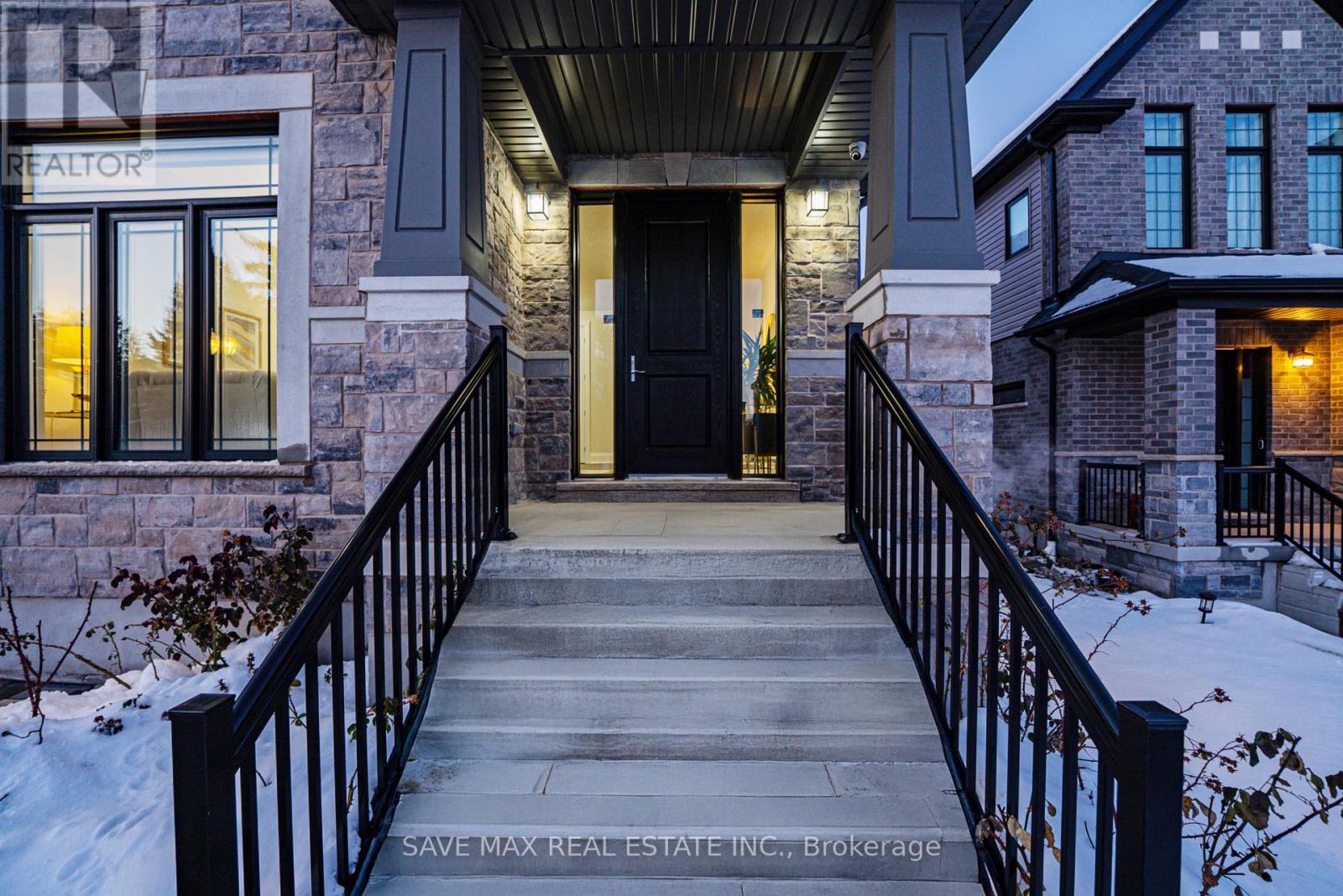 26 Falconridge Drive, Kitchener, Ontario  N2K 0G1 - Photo 5 - X12517922