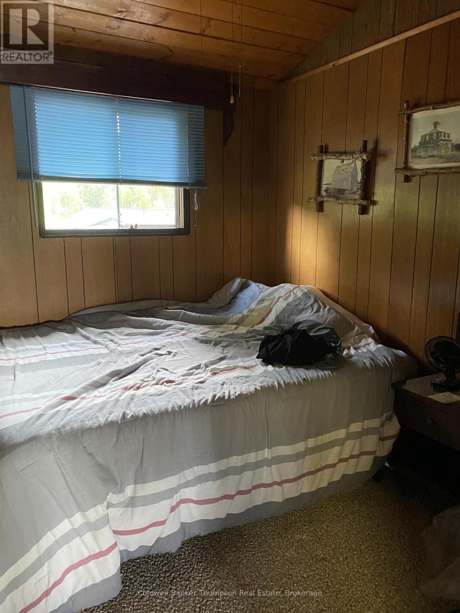 26 Spruce Lane, Magnetawan, Ontario P0A 1C0 - Photo 13 - X12608370