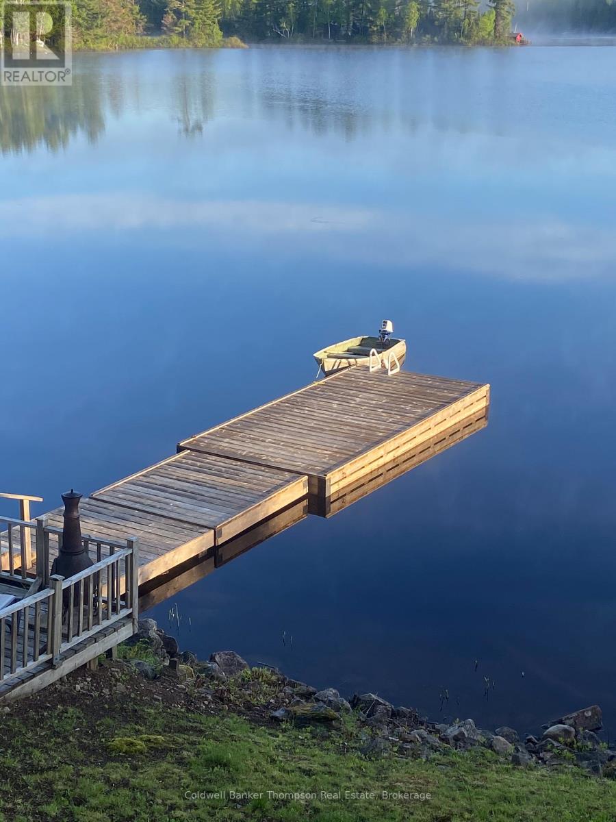 26 Spruce Lane, Magnetawan, Ontario P0A 1C0 - Photo 30 - X12608370