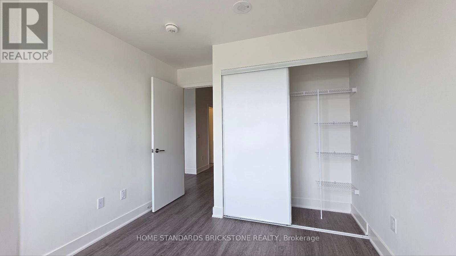 215 - 185 Deerfield Road, Newmarket, Ontario  L3Y 0G7 - Photo 12 - N12608386