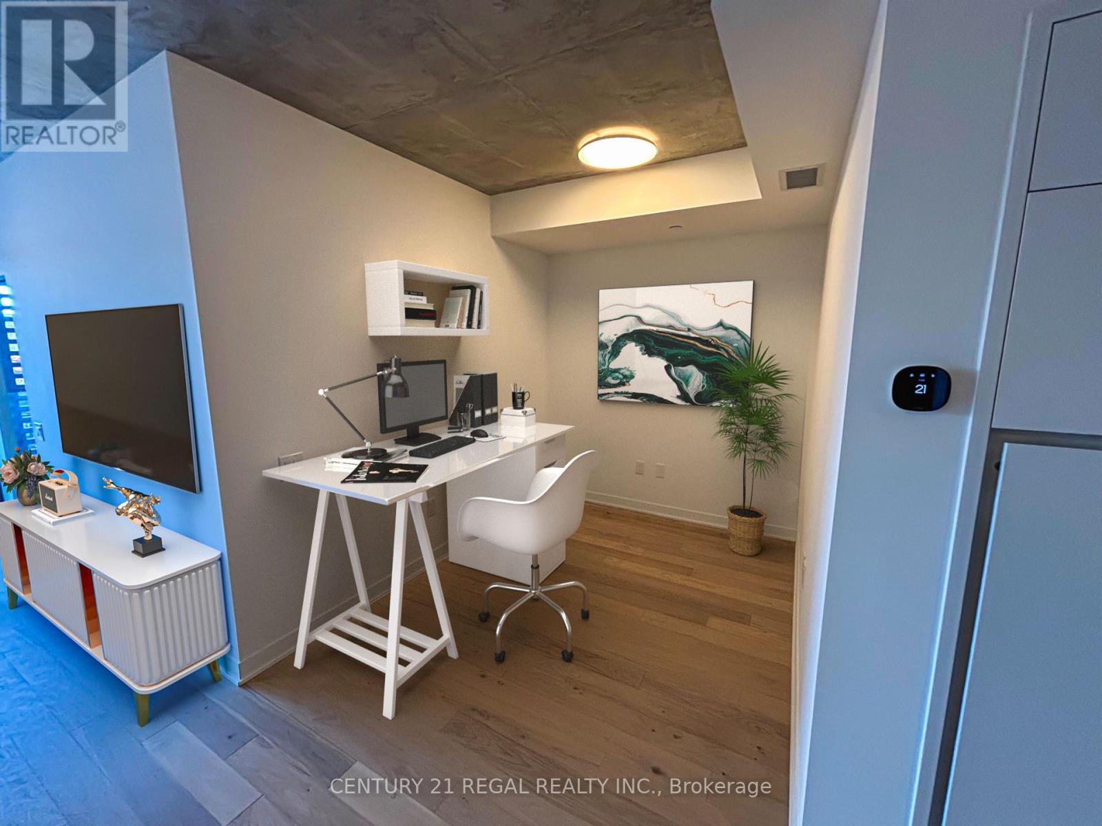 309 - 2625 Dundas Street W, Toronto, Ontario  M6P 1X9 - Photo 3 - W12608410