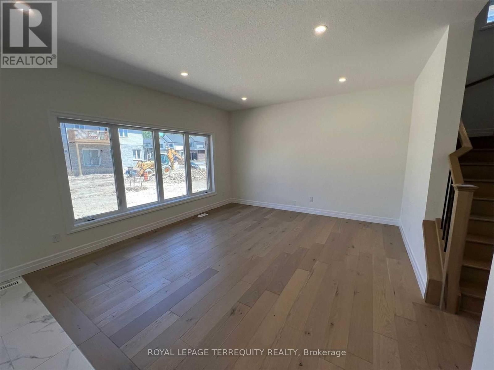 Main - 2944 Biddulph Street, London South, Ontario  N6L 0A8 - Photo 18 - X12608408