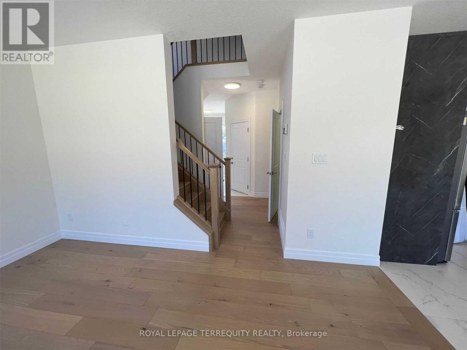 Main - 2944 Biddulph Street, London South, Ontario  N6L 0A8 - Photo 22 - X12608408